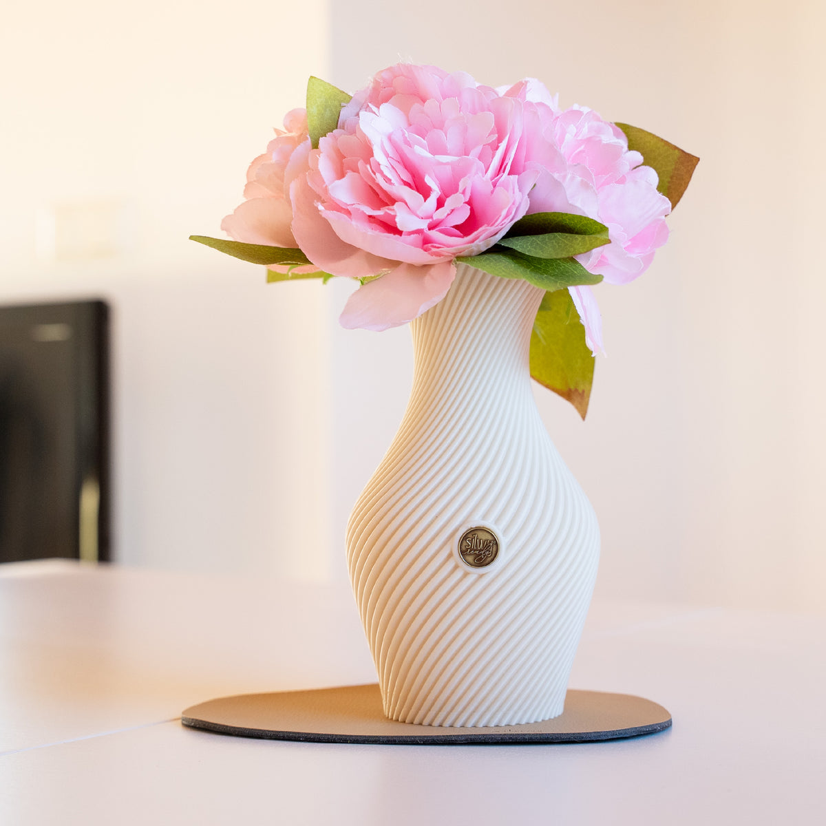Magnetic Vase FLOW NATURAL