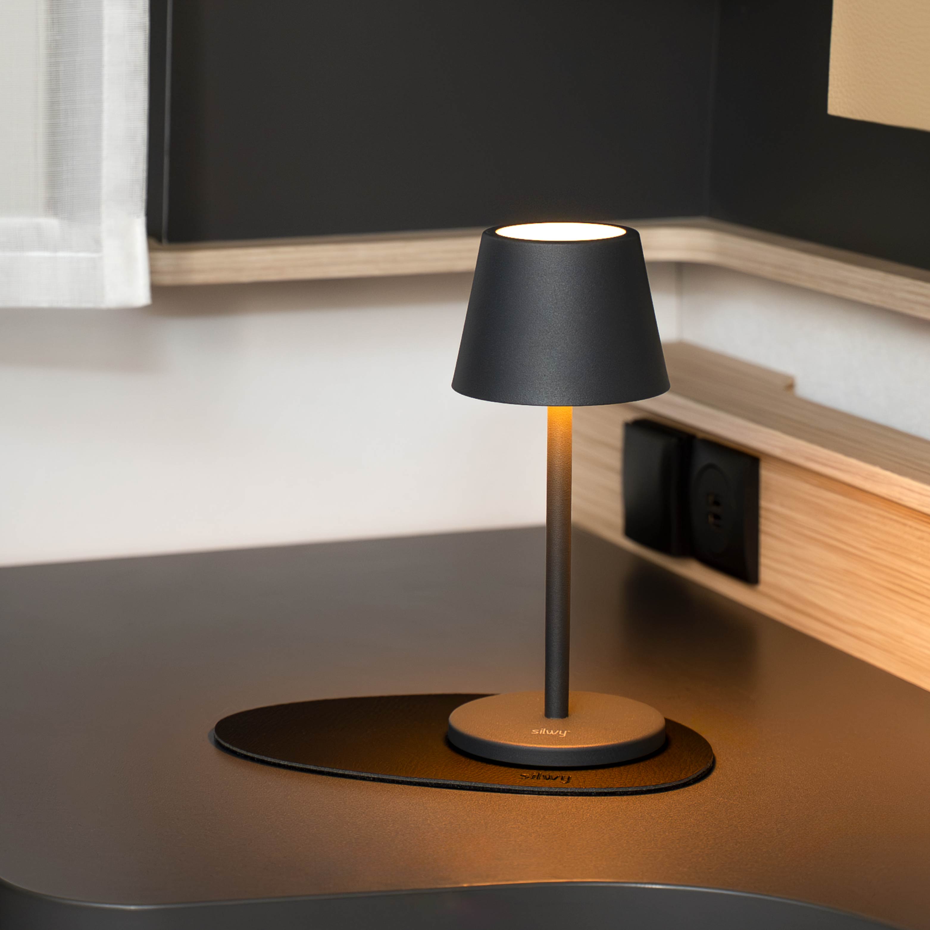 Lampada magnetica S GRIGIA incl. tovaglietta