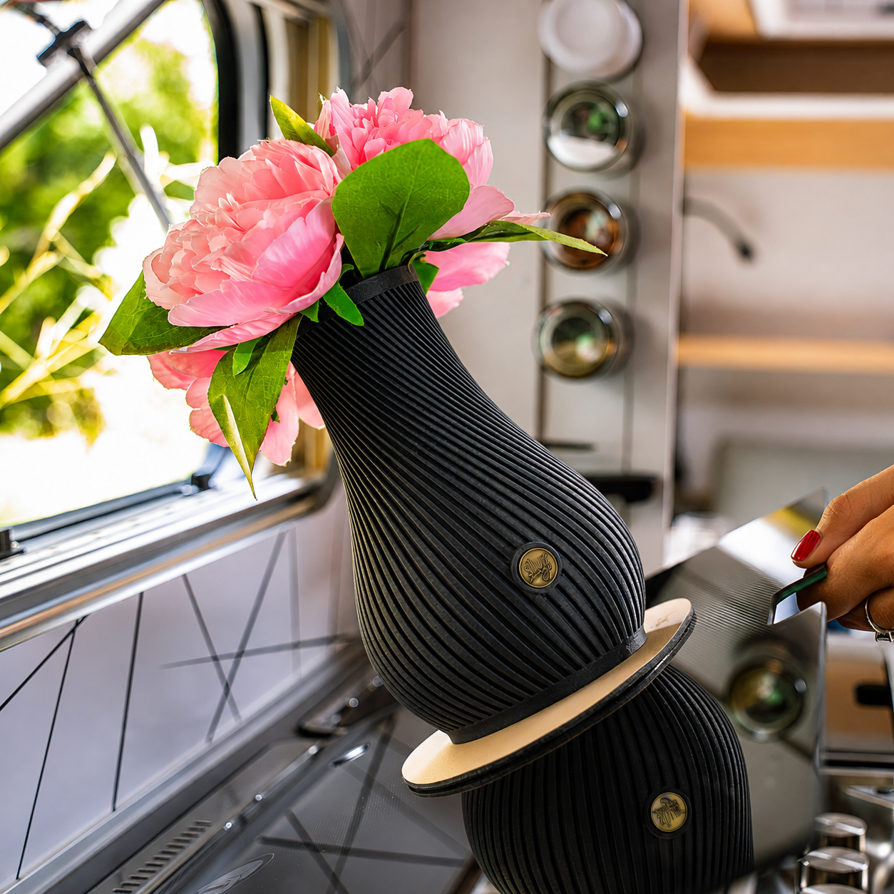 Magnet-Vase PURE DARK GREY