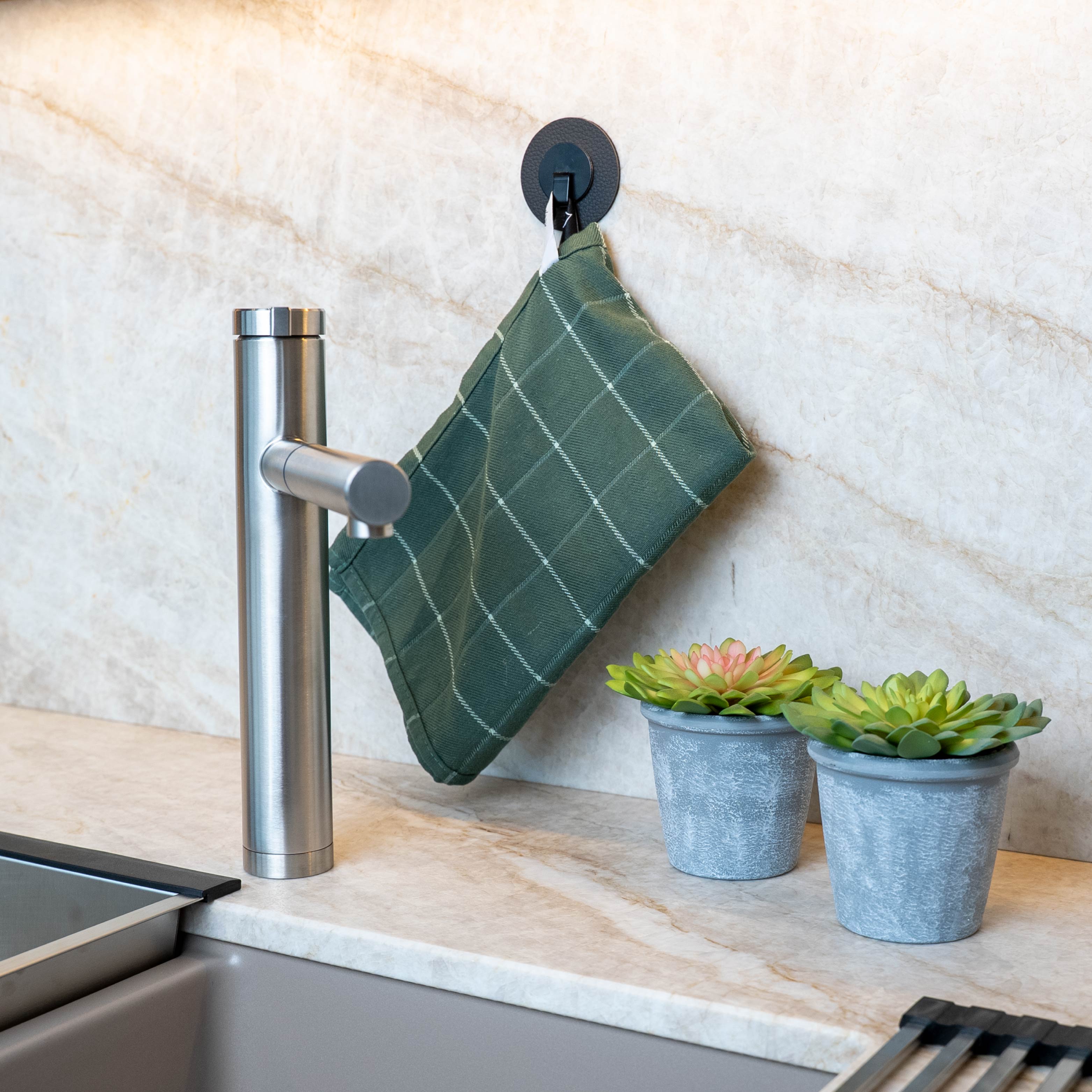 Magnetic hook CLEVER BLACK incl. Pad BLACK