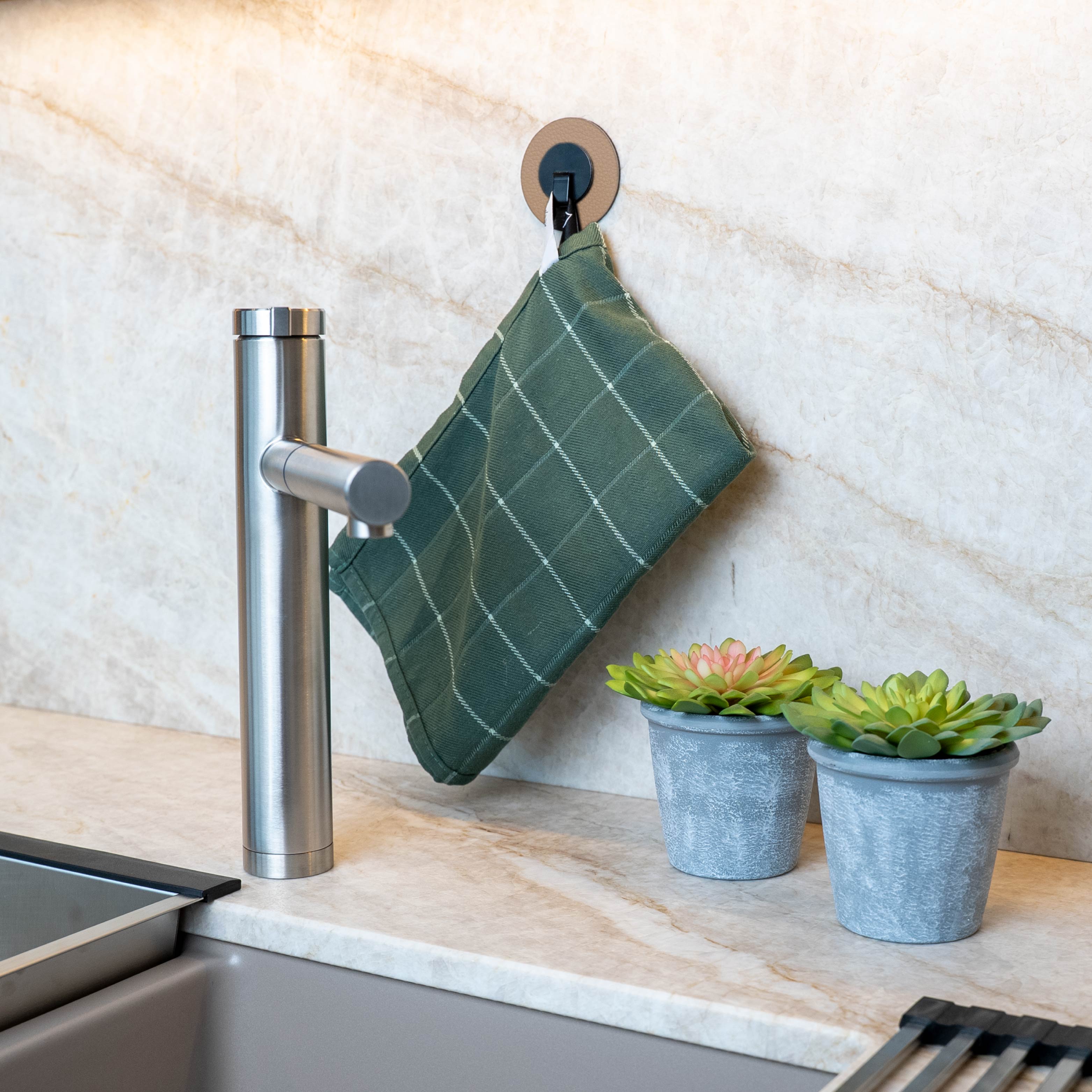 Crochet magnétique CLEVER NOIR avec tampon BEIGE