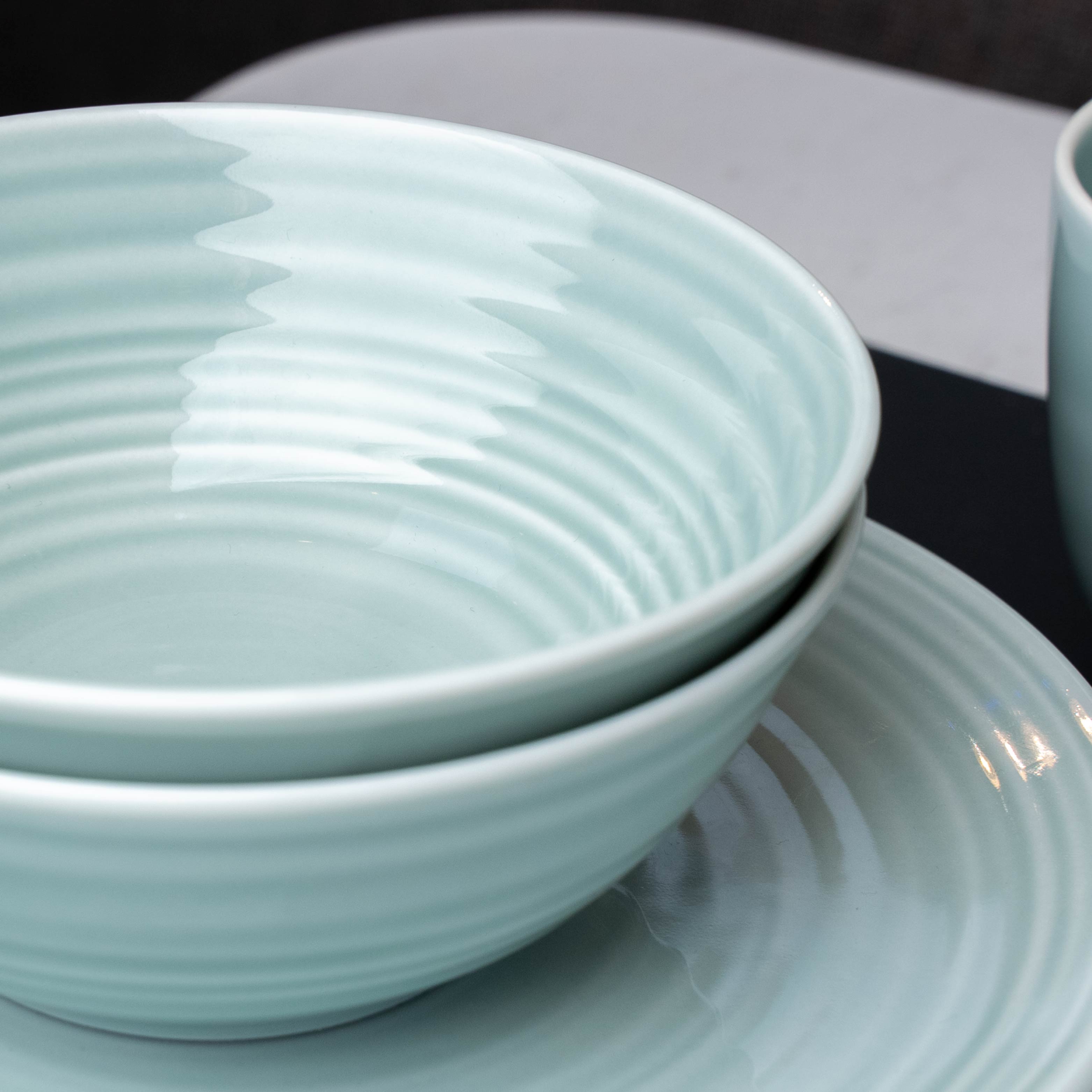 Stacking magnetic porcelain bowl 16cm cyan