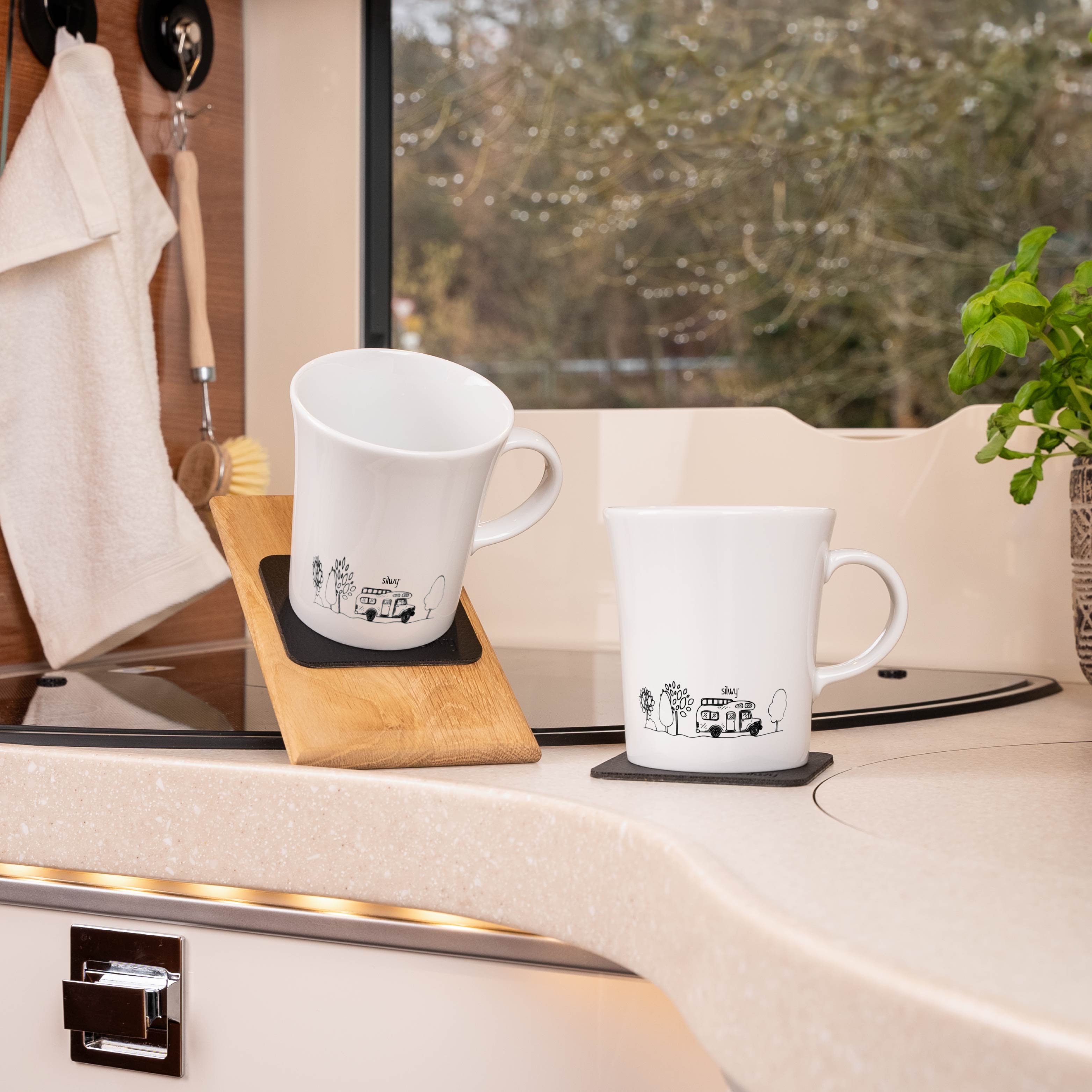 Tazas magnéticas de porcelana motivo camping en autocaravana
