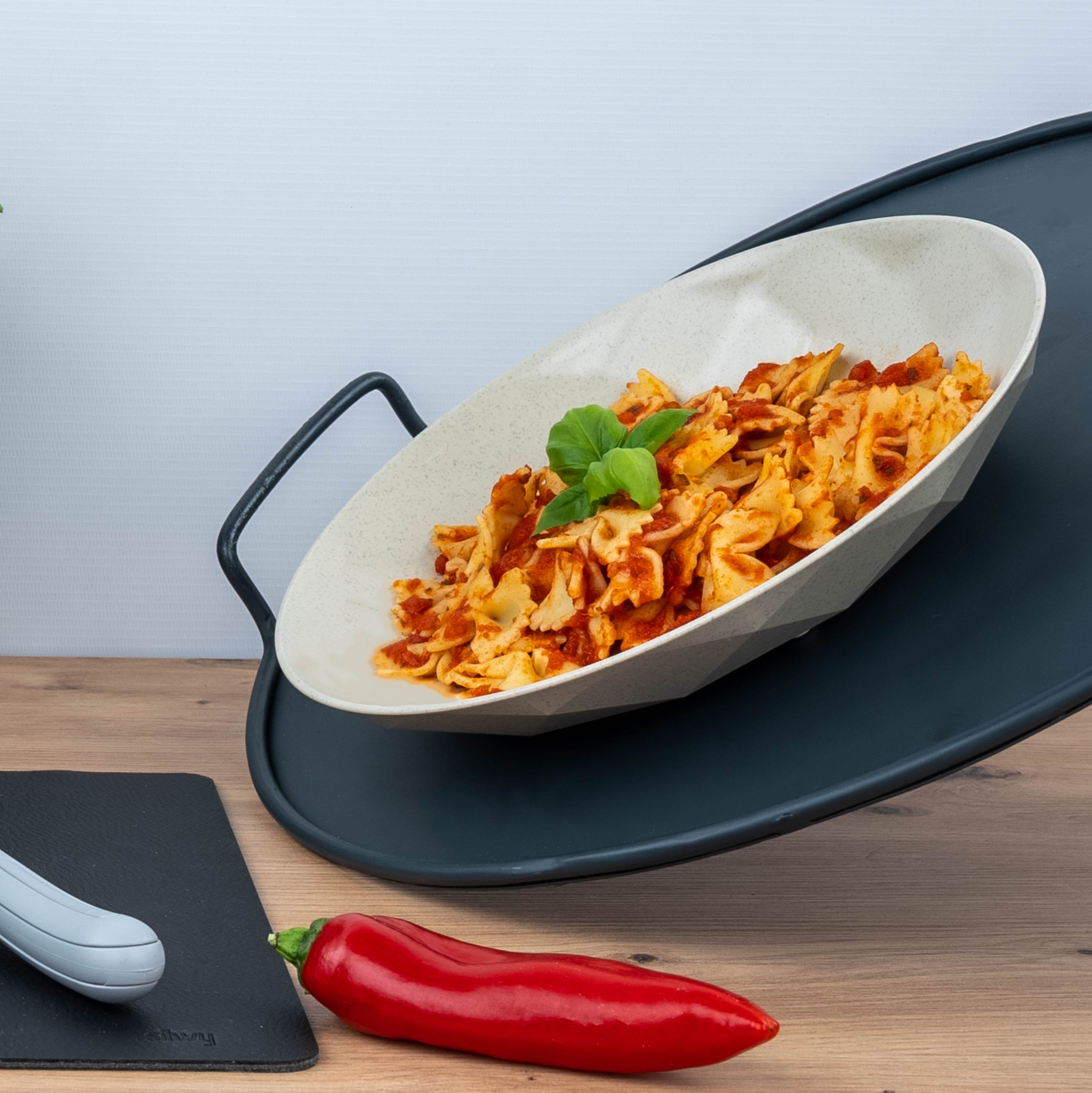 Assiette Magnétique est fixée par un plateau métallique
