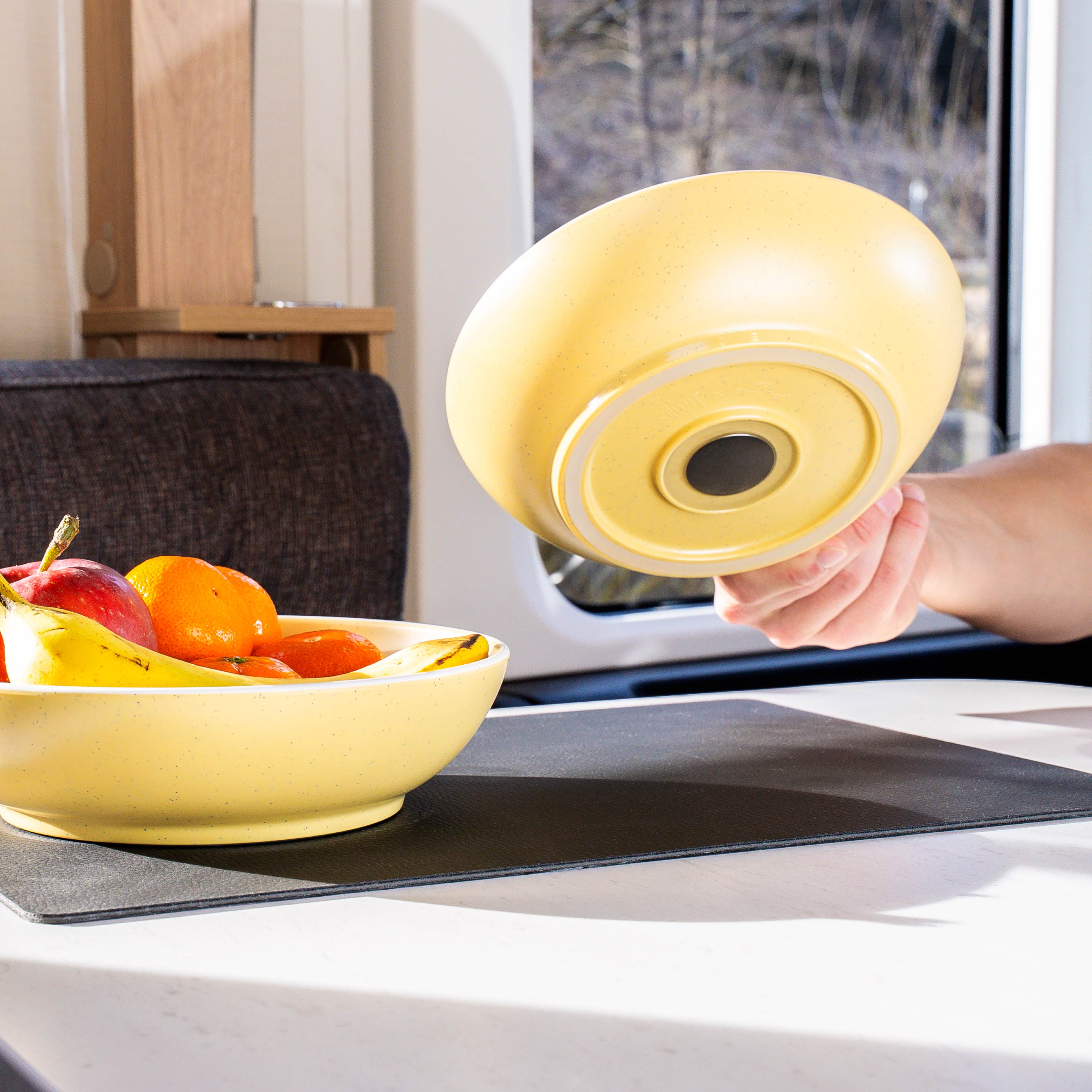Ciotola magnetica in plastica yellow parco camper