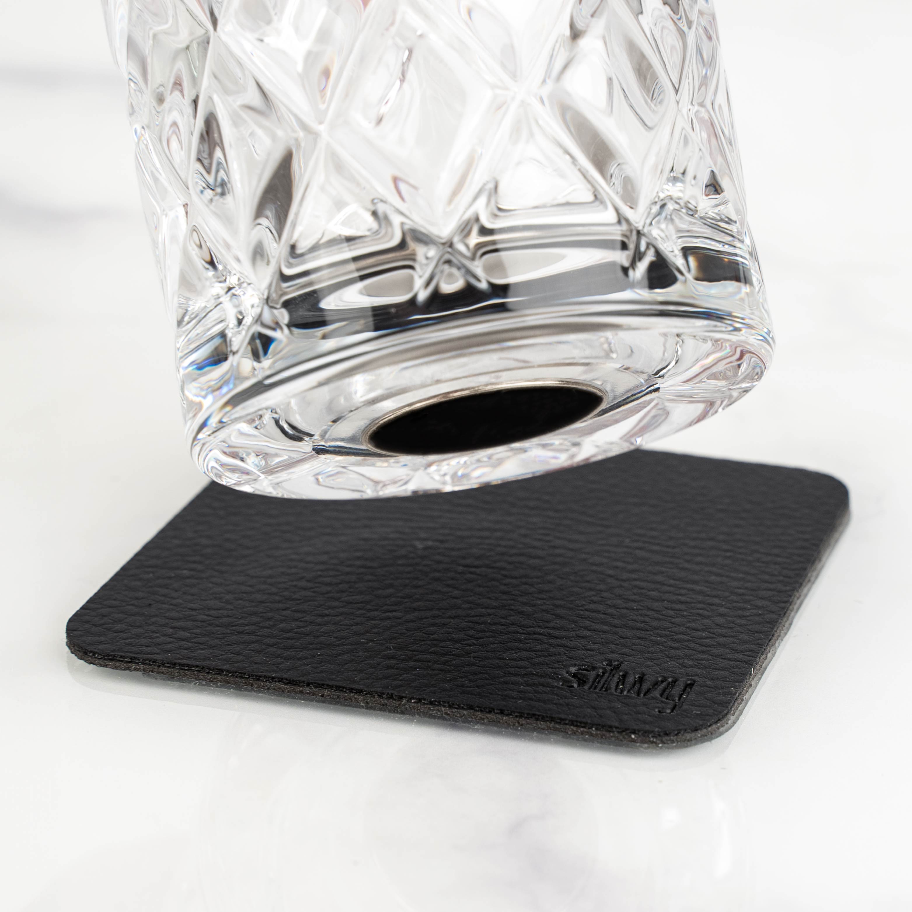 Cristallo magnetico WHISKY con magnete integrato nella base e cuscinetto quadrato in nano-gel metallico