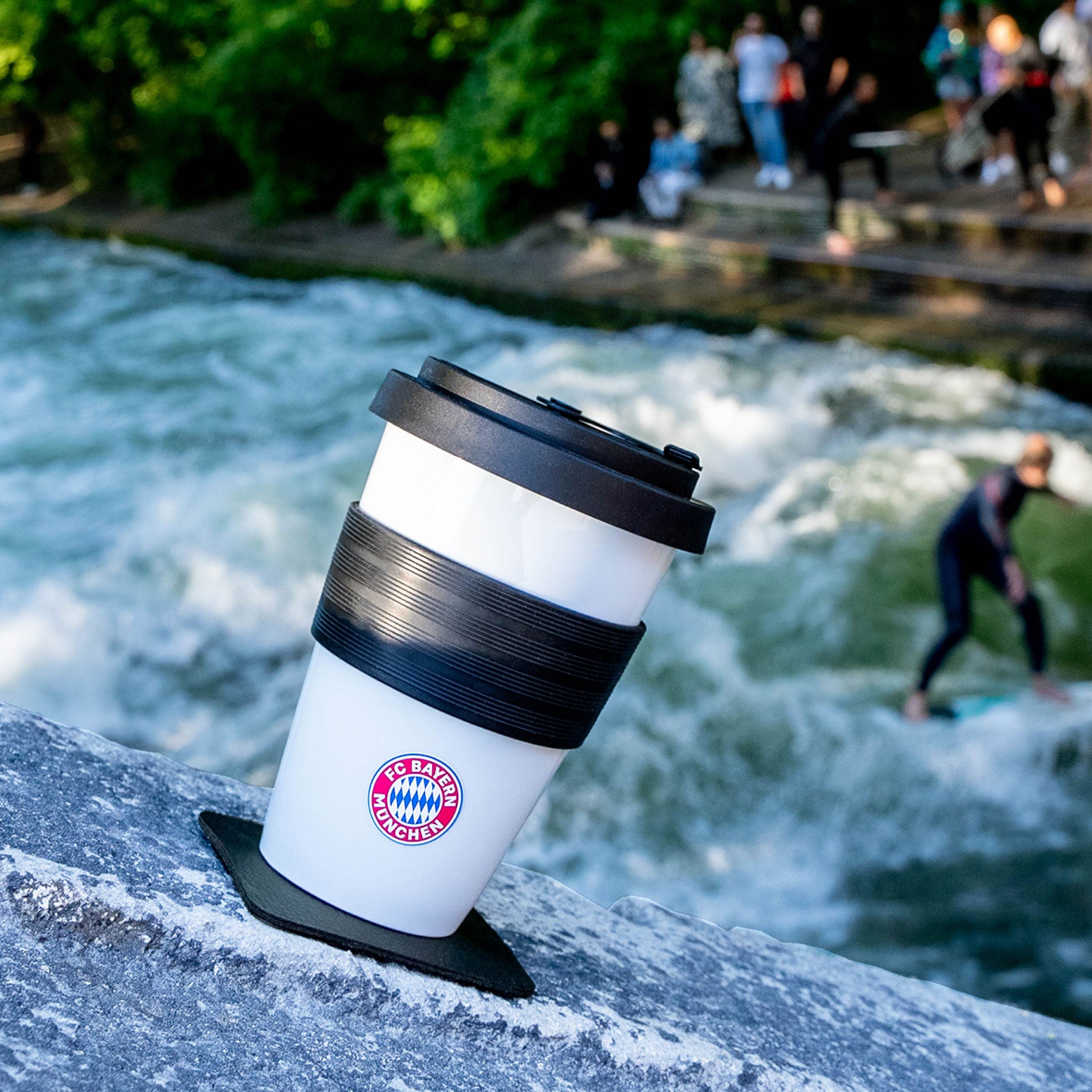 TO-GO-CUP magnétique en porcelaine (pad en NOIR)