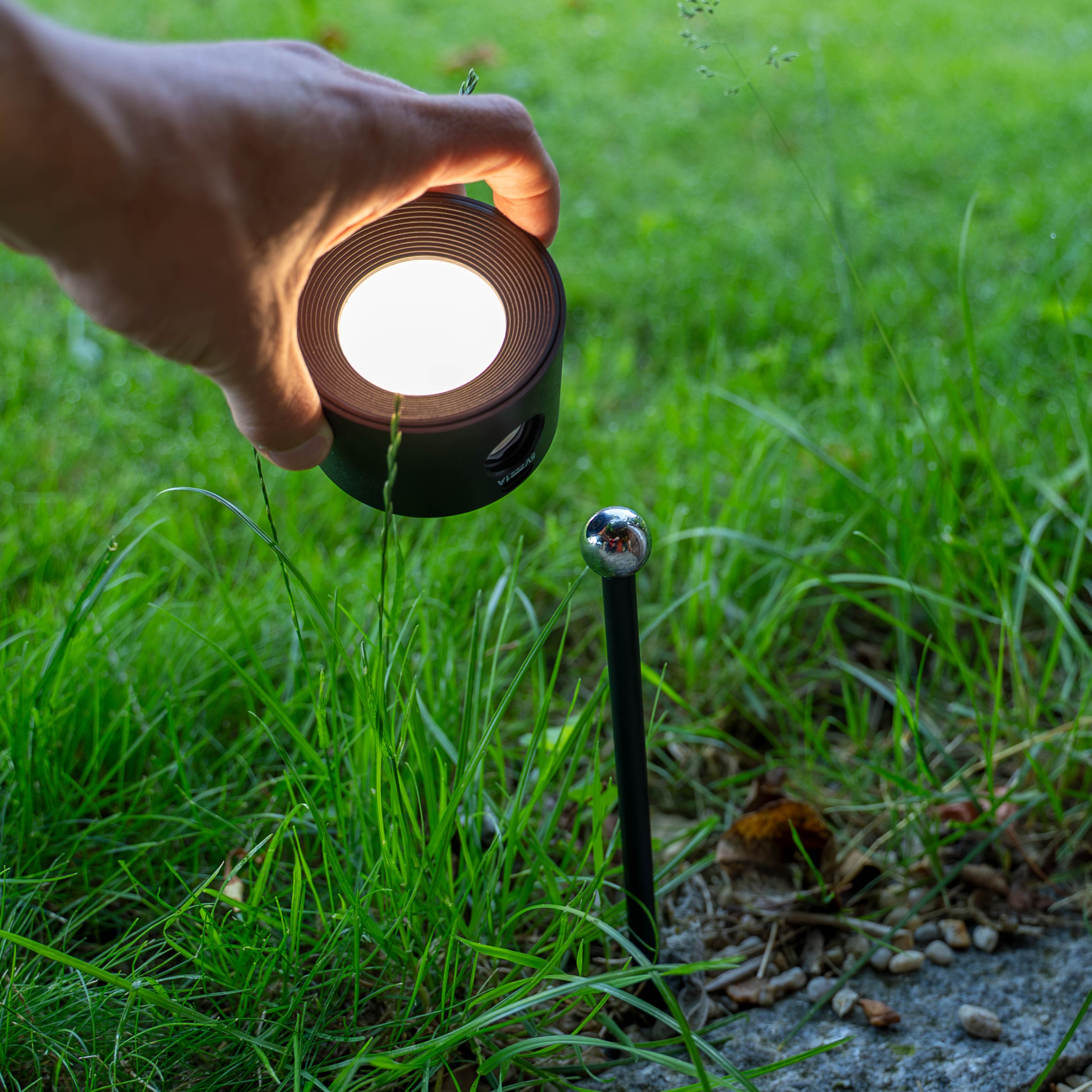 Palo a testa sferica per lampada magnetica SPOTY