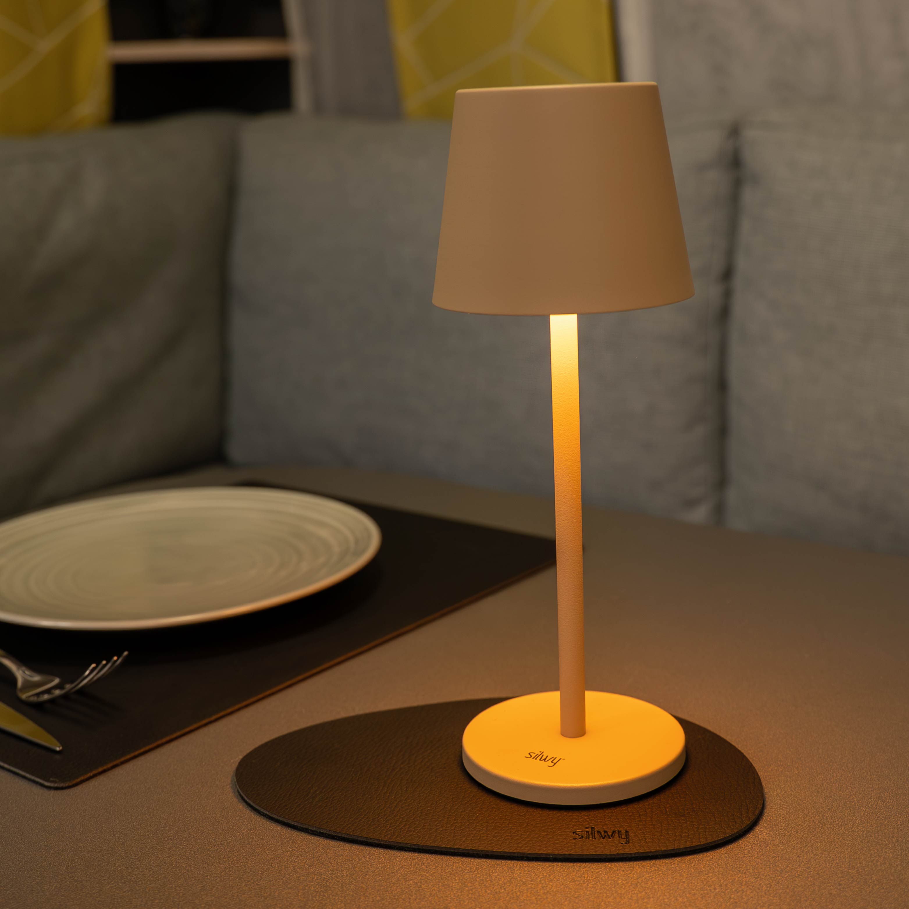 Magnet Light L SAND incl. Placemat