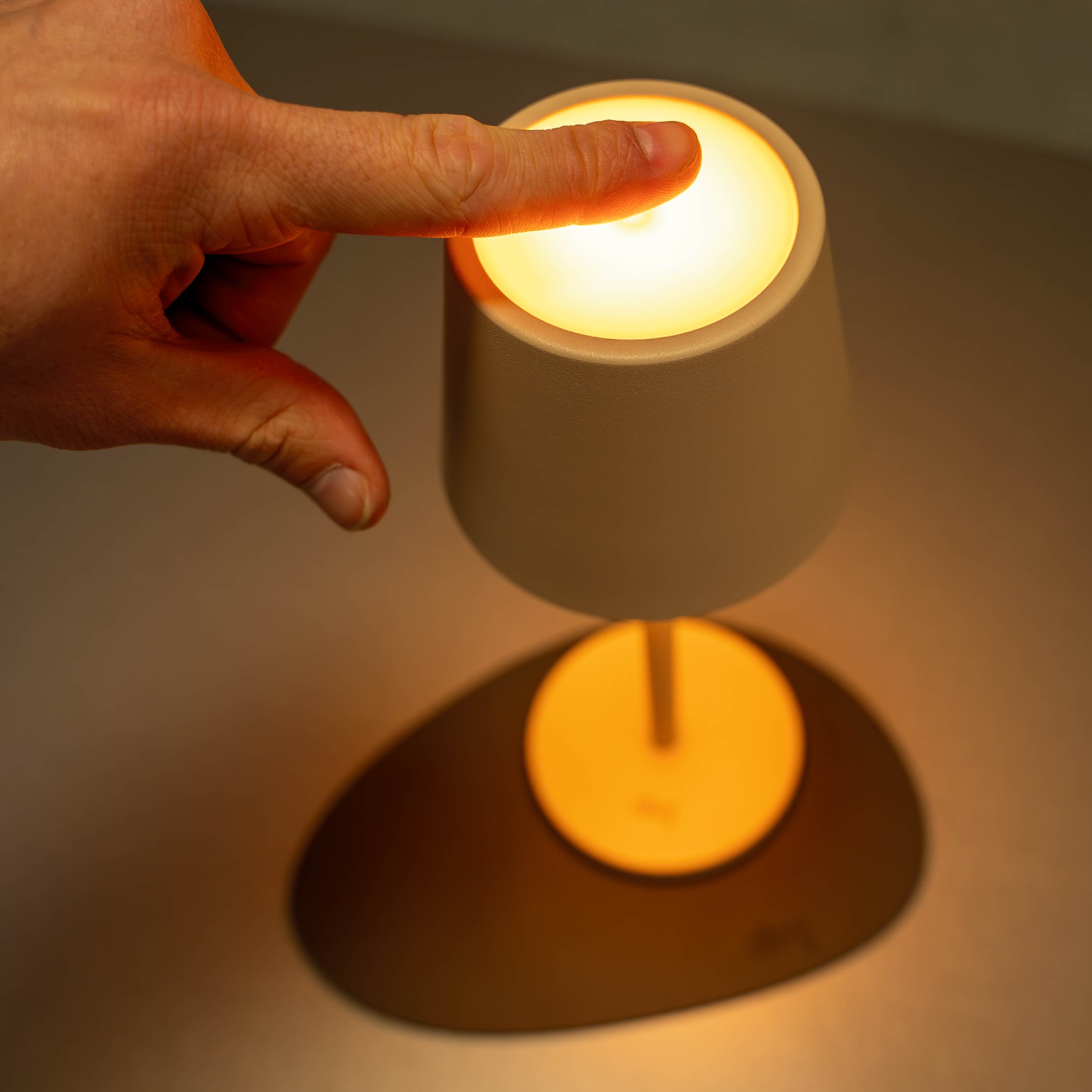 Magnet Light L SAND incl. Placemat