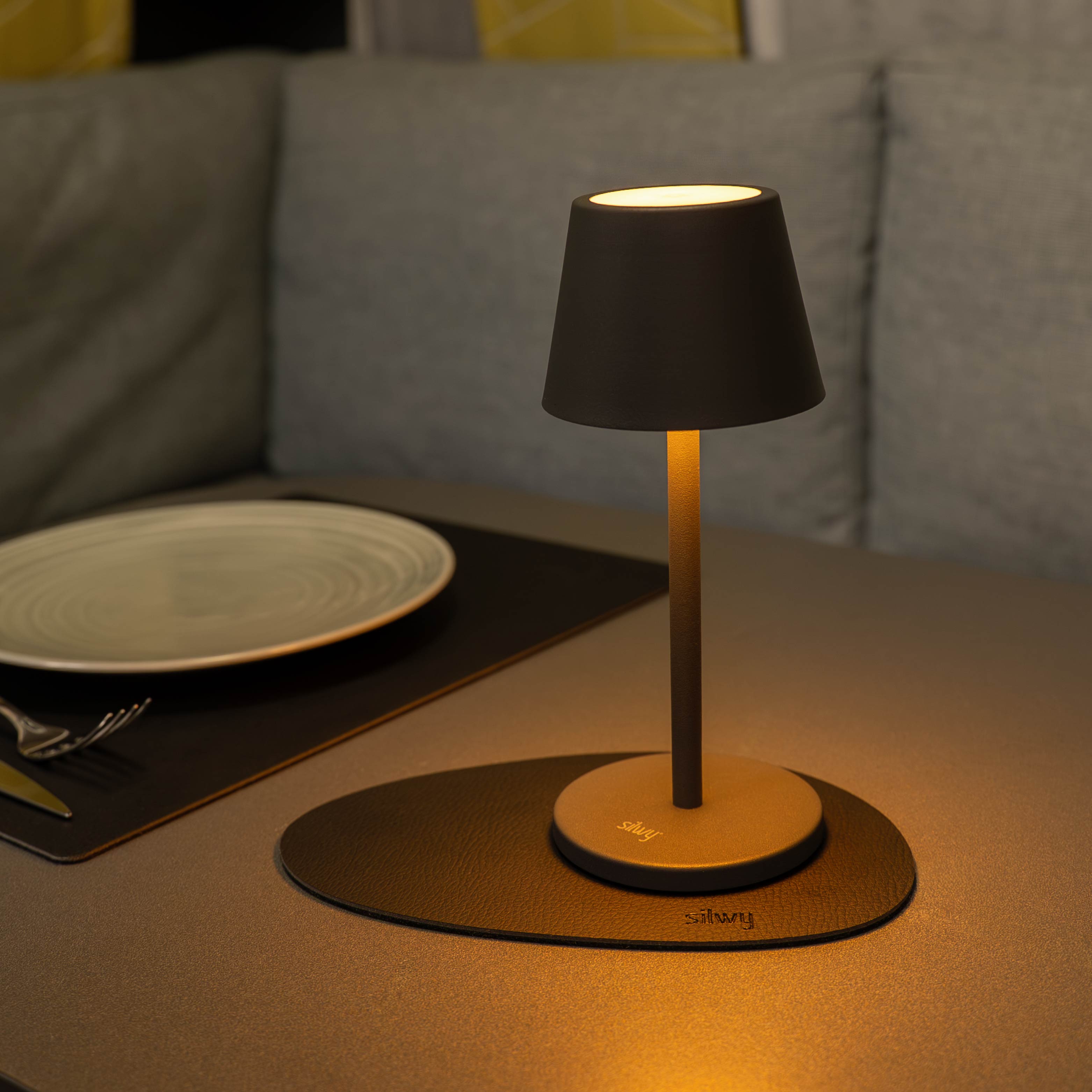 Magnet Light S GREY incl. Placemat