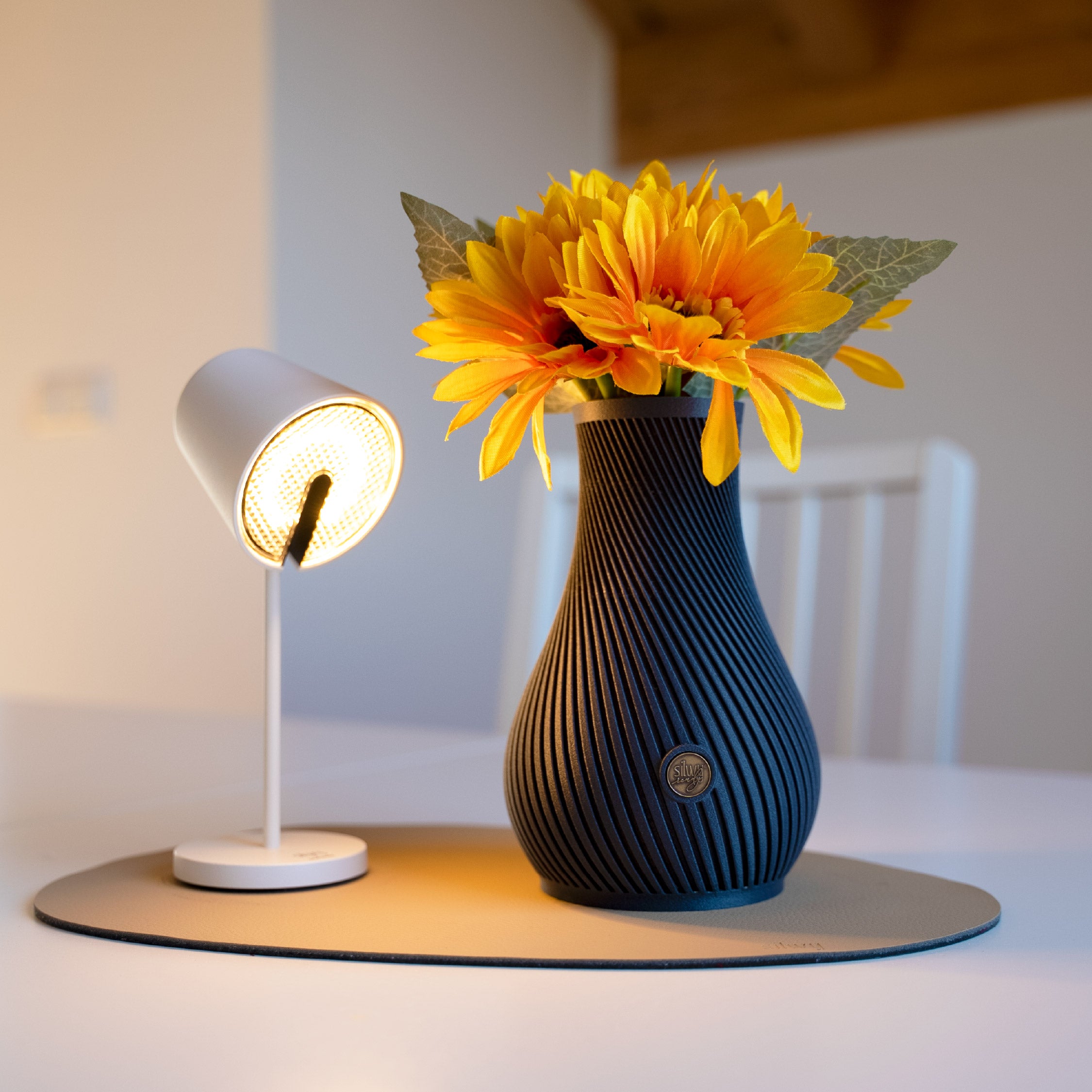 Magnet-Vase PURE DARK GREY
