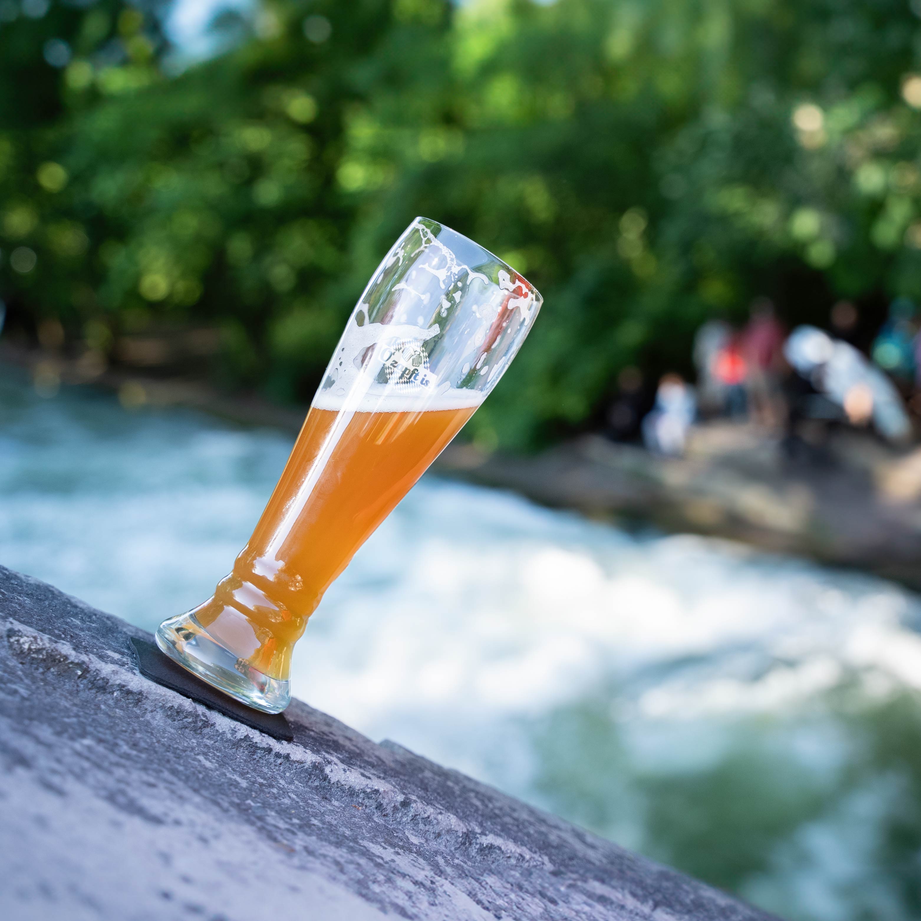 Magnet crystal glass WHEAT BEER O'ZAPFT IS