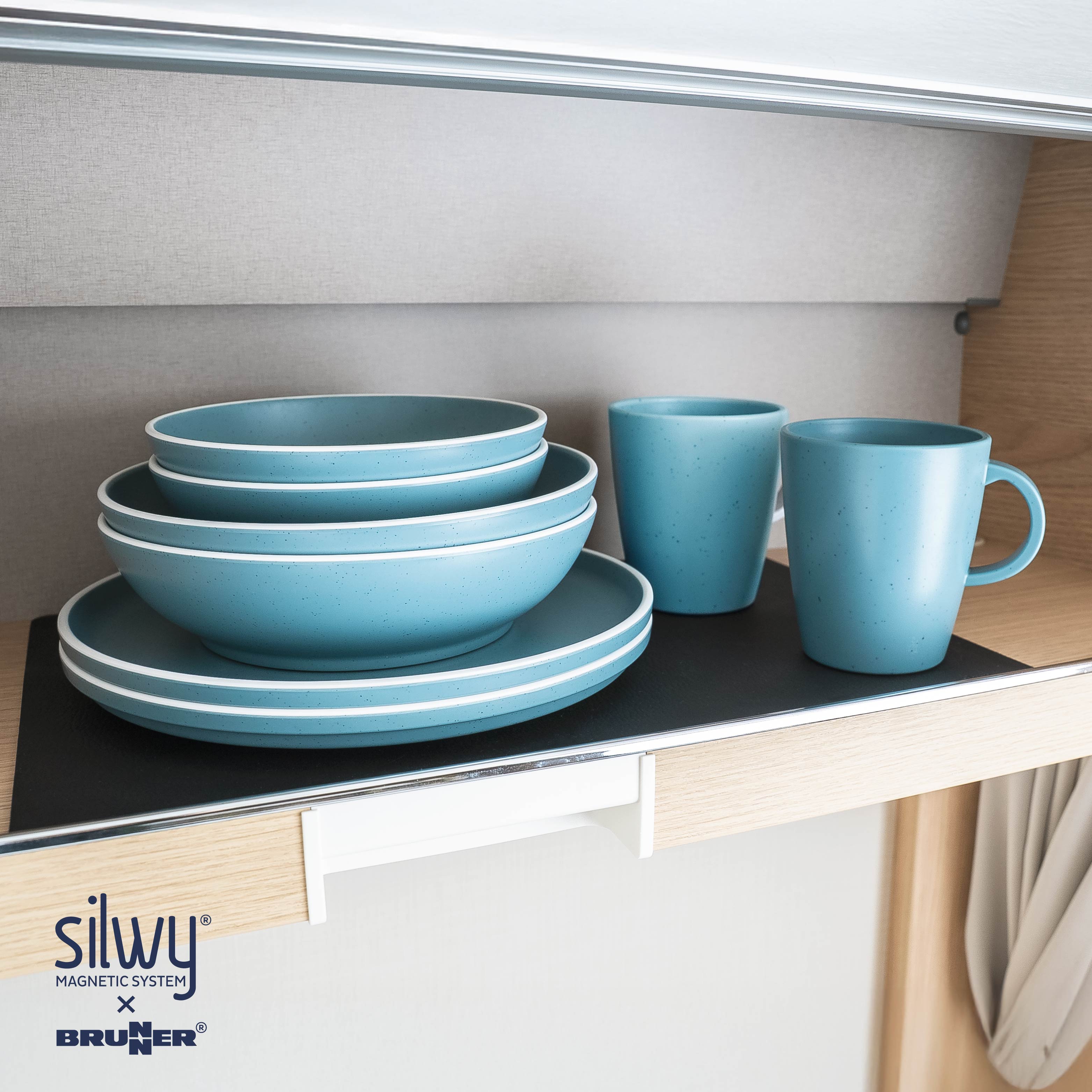 Magnetic plastic tableware set blue Wall unit
