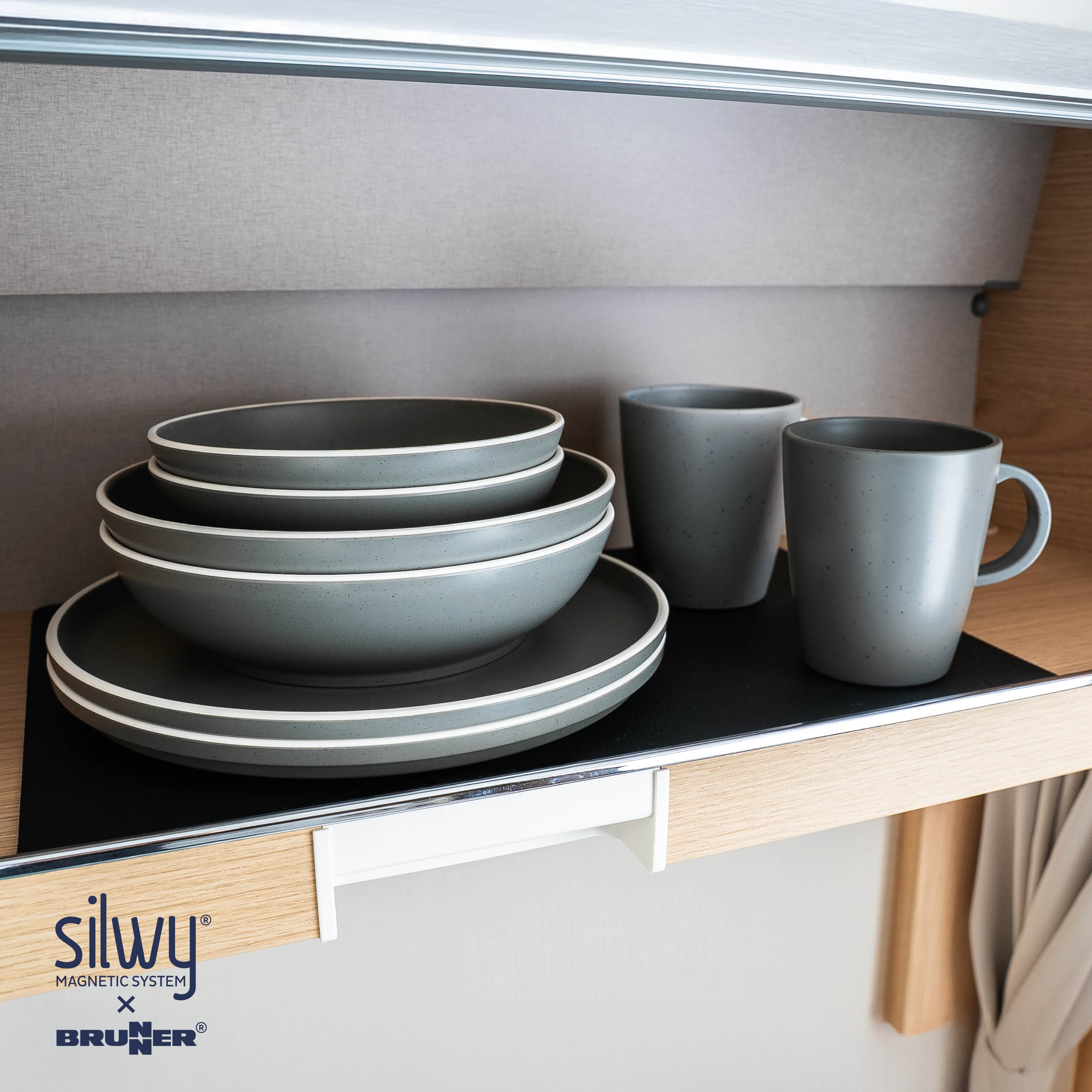 Magnetic plastic crockery grey wall unit