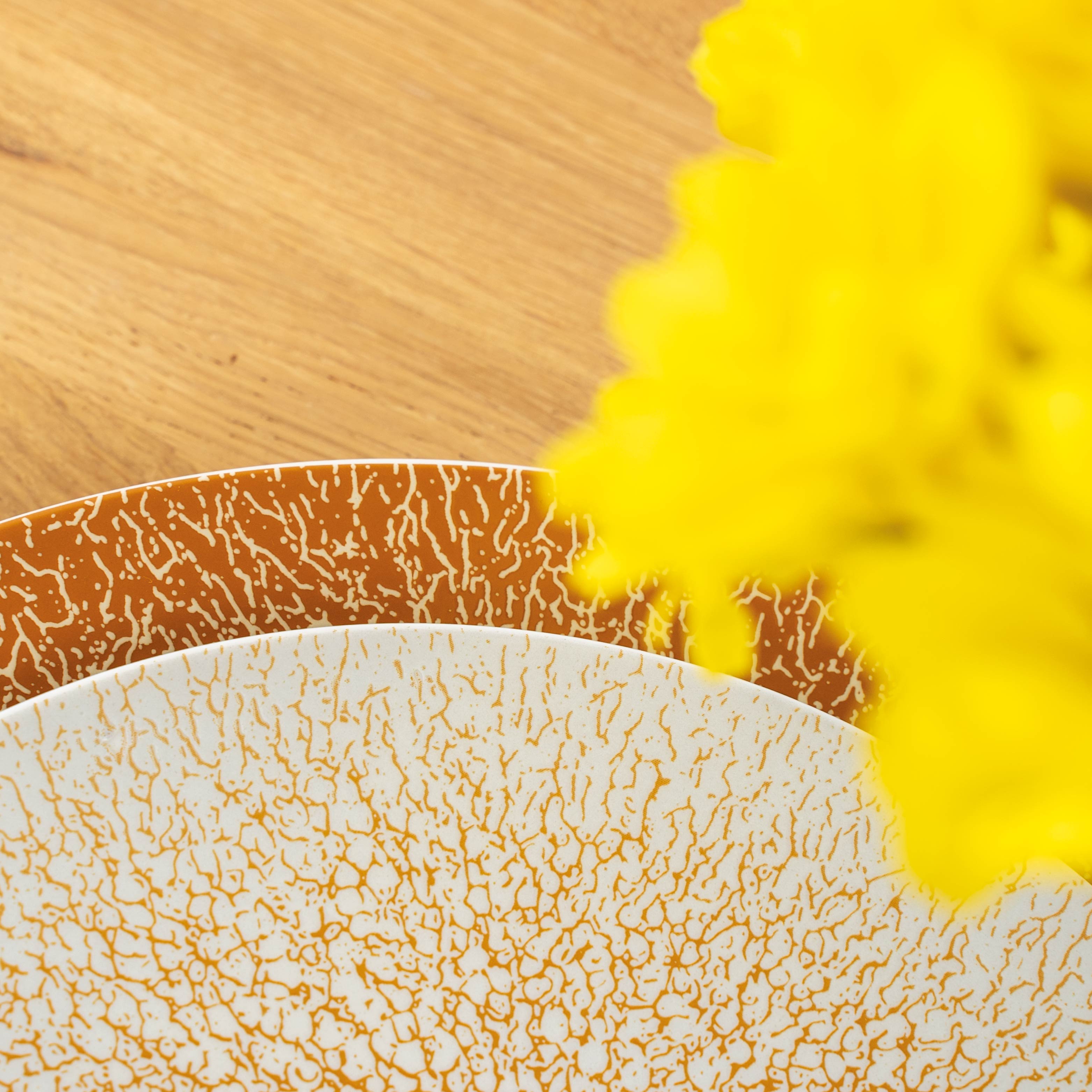 Close-up pattern Apricot Plates made of porcelain