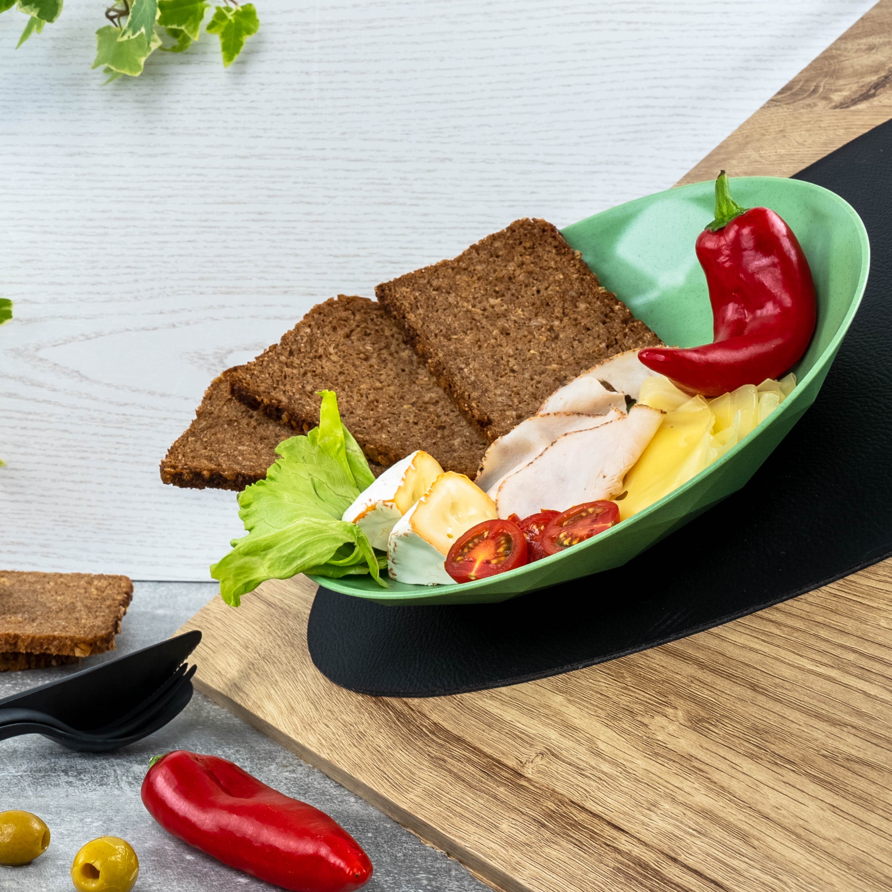 Magnetic Plates is fixed in inclined position by metallic placemat