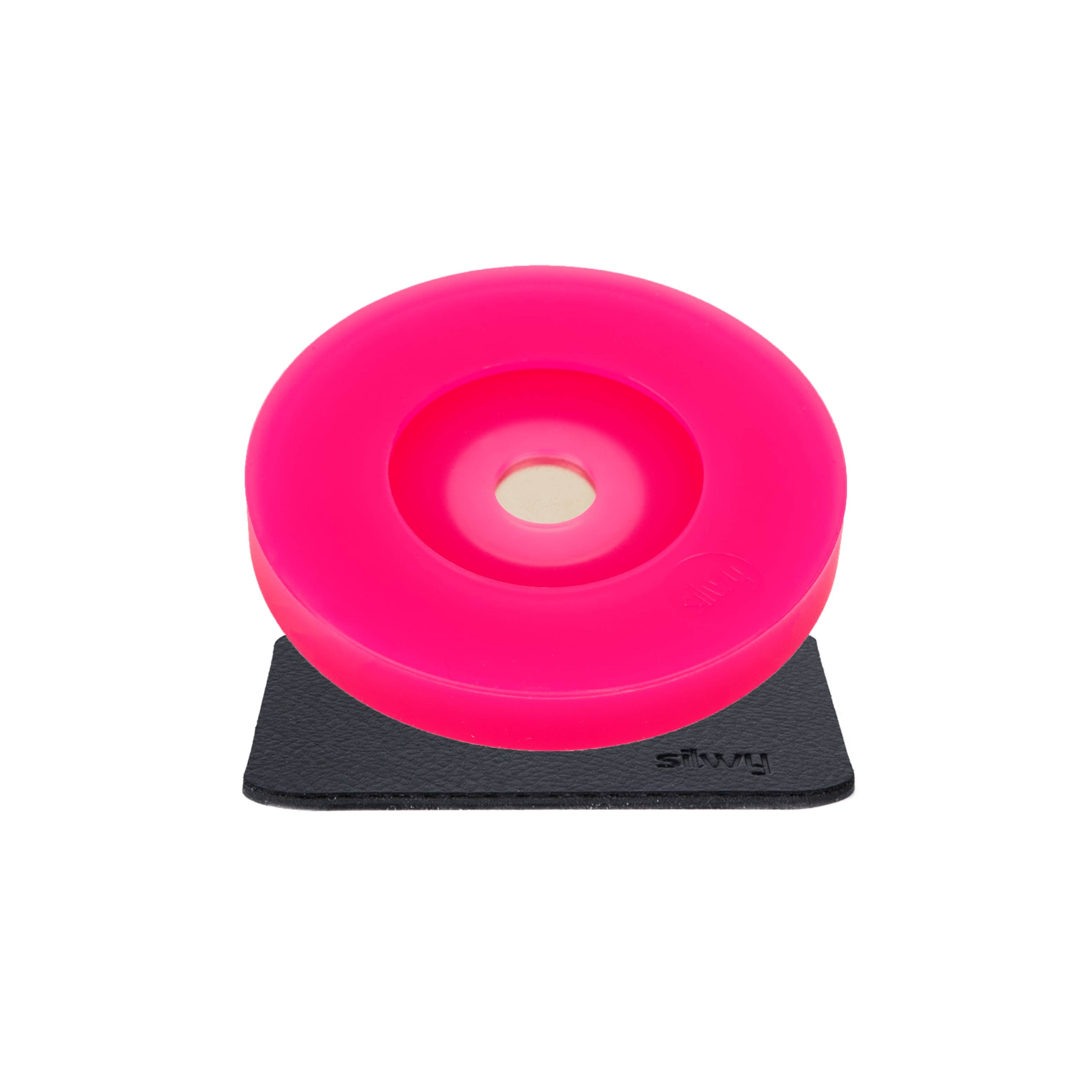 Magnetic adapters for Stemmed glasses pink with corresponding pad 