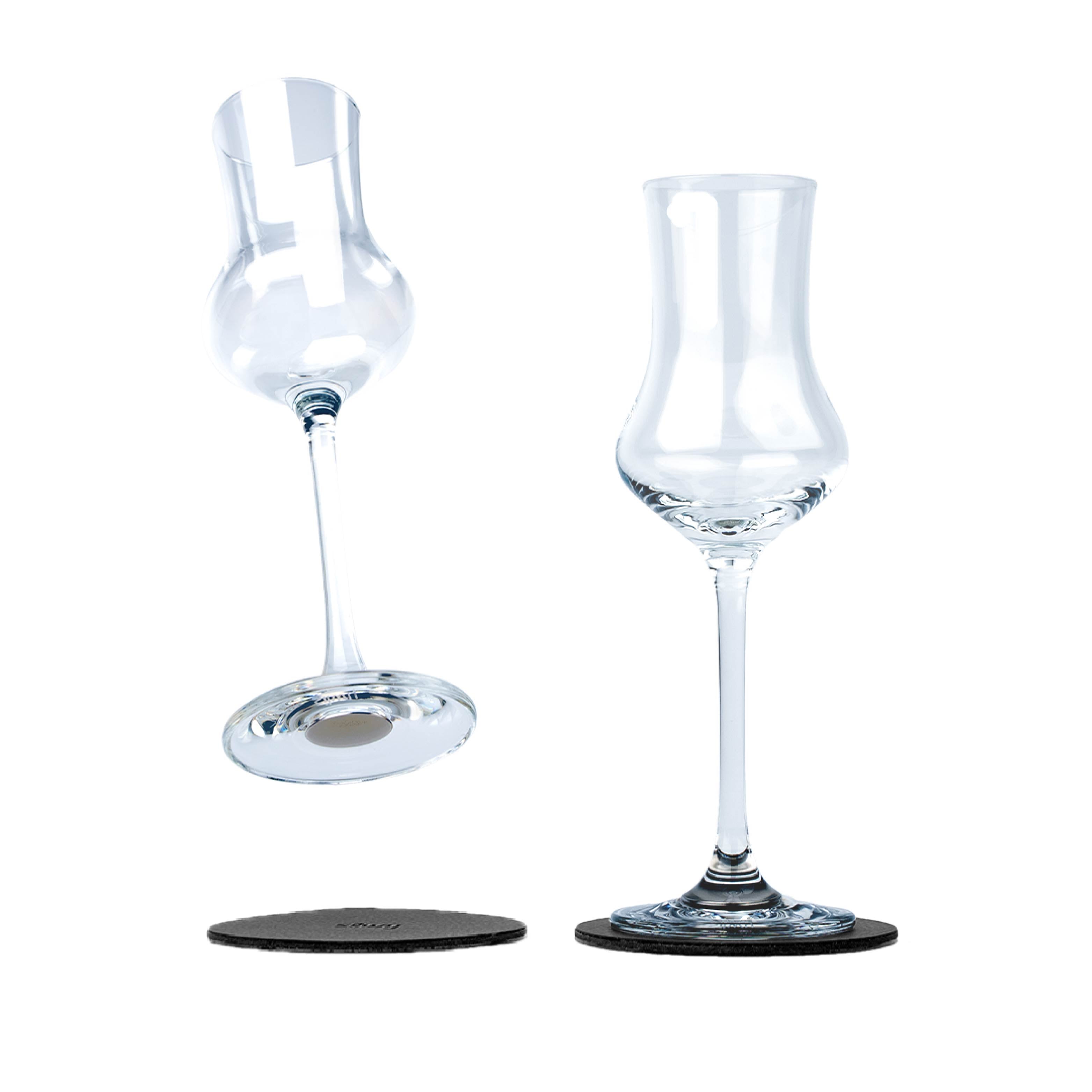 Crystal glass liqueur with pad