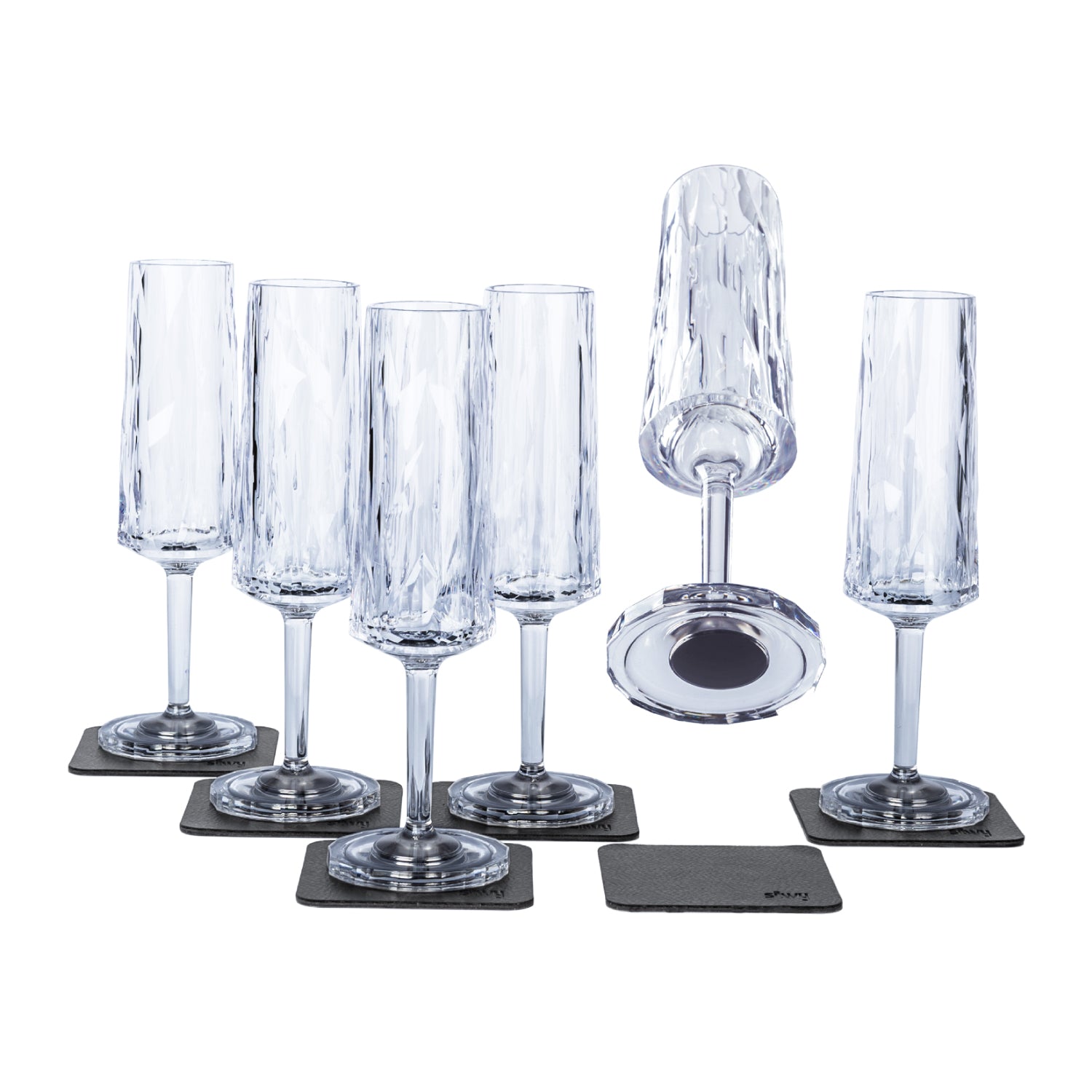 Magnetic plastic glasses champagne on pads, cut-outs