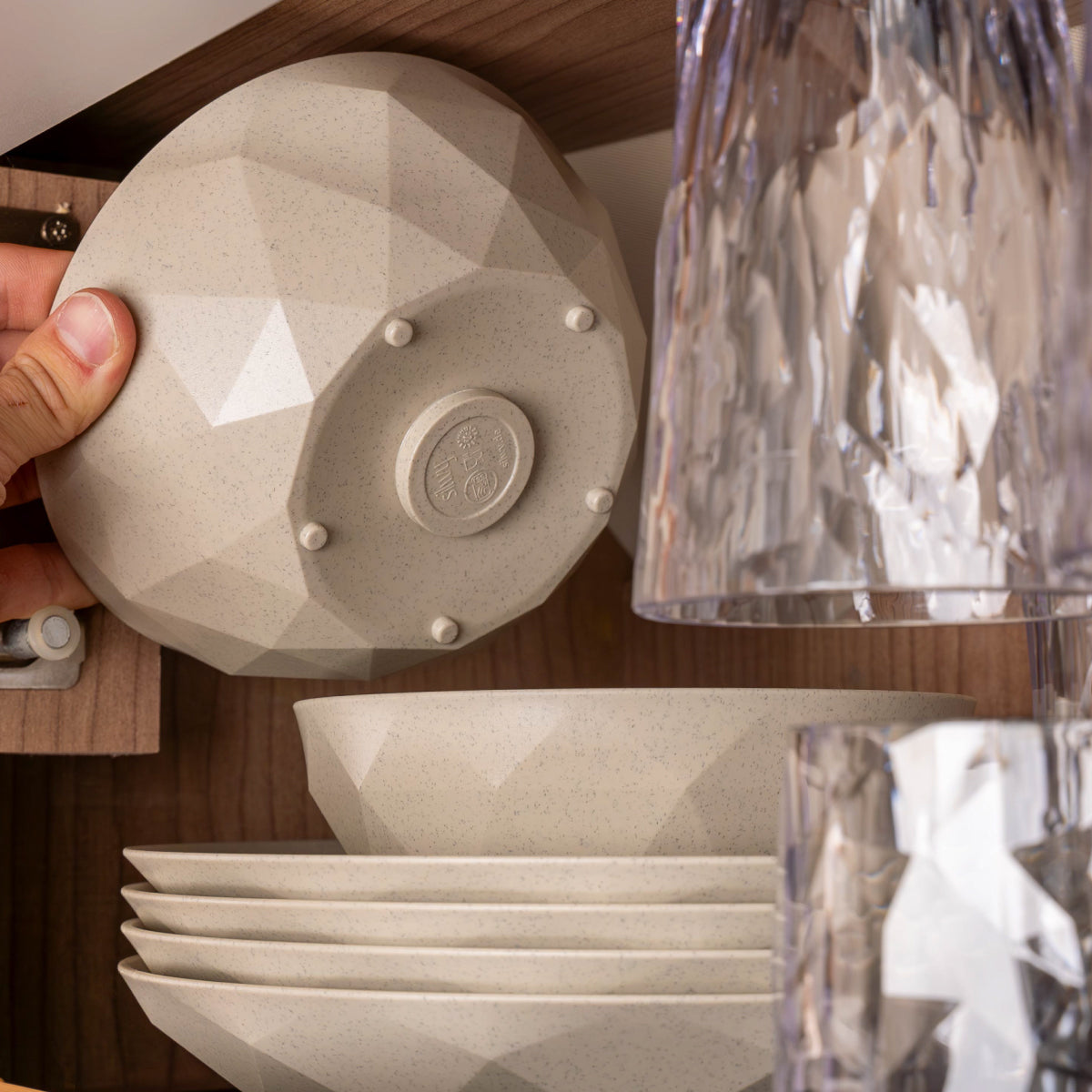 Close-up of Bowls bowls, which are fixed downwards by the mat