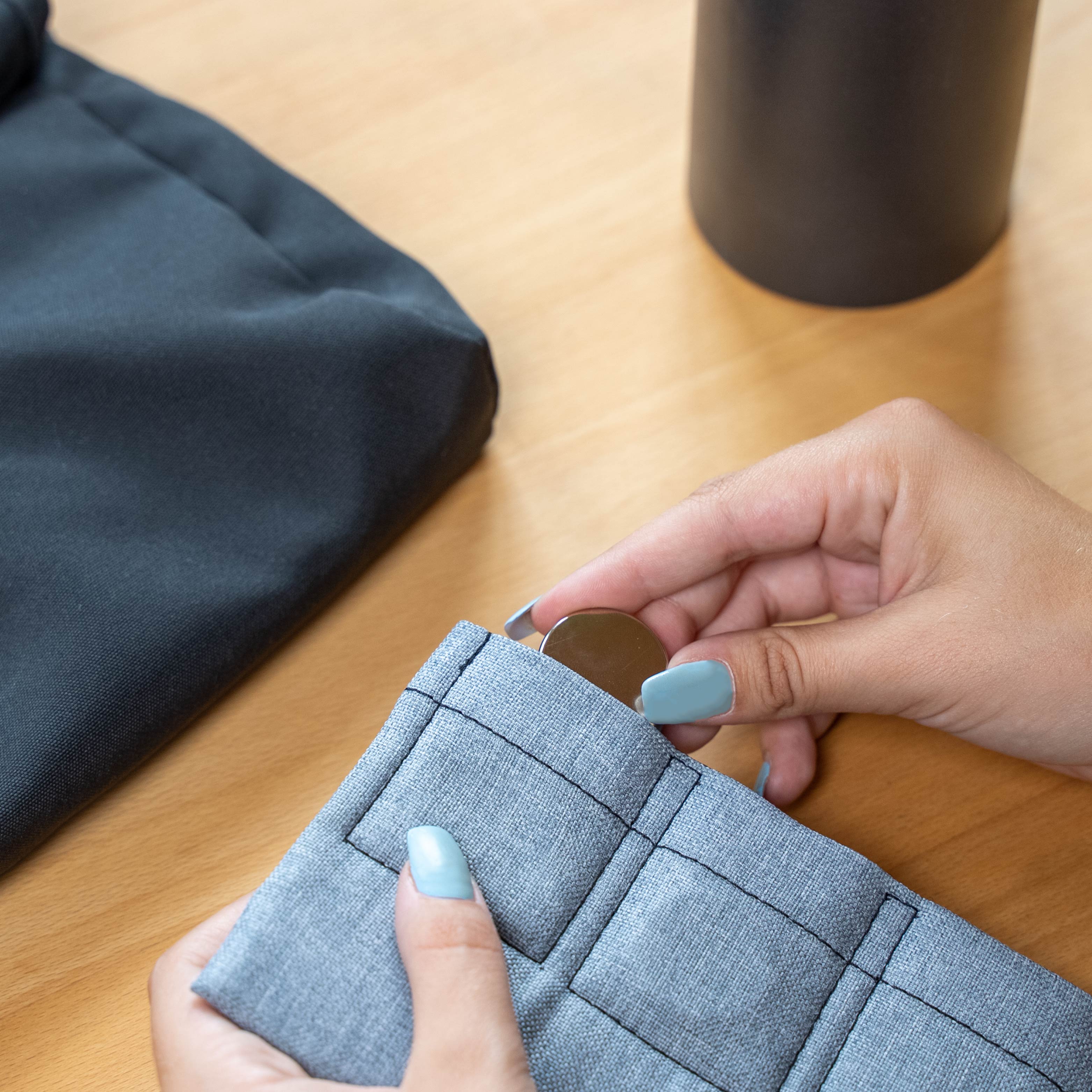 Removable magnets that can be reinserted into the inner pocket
