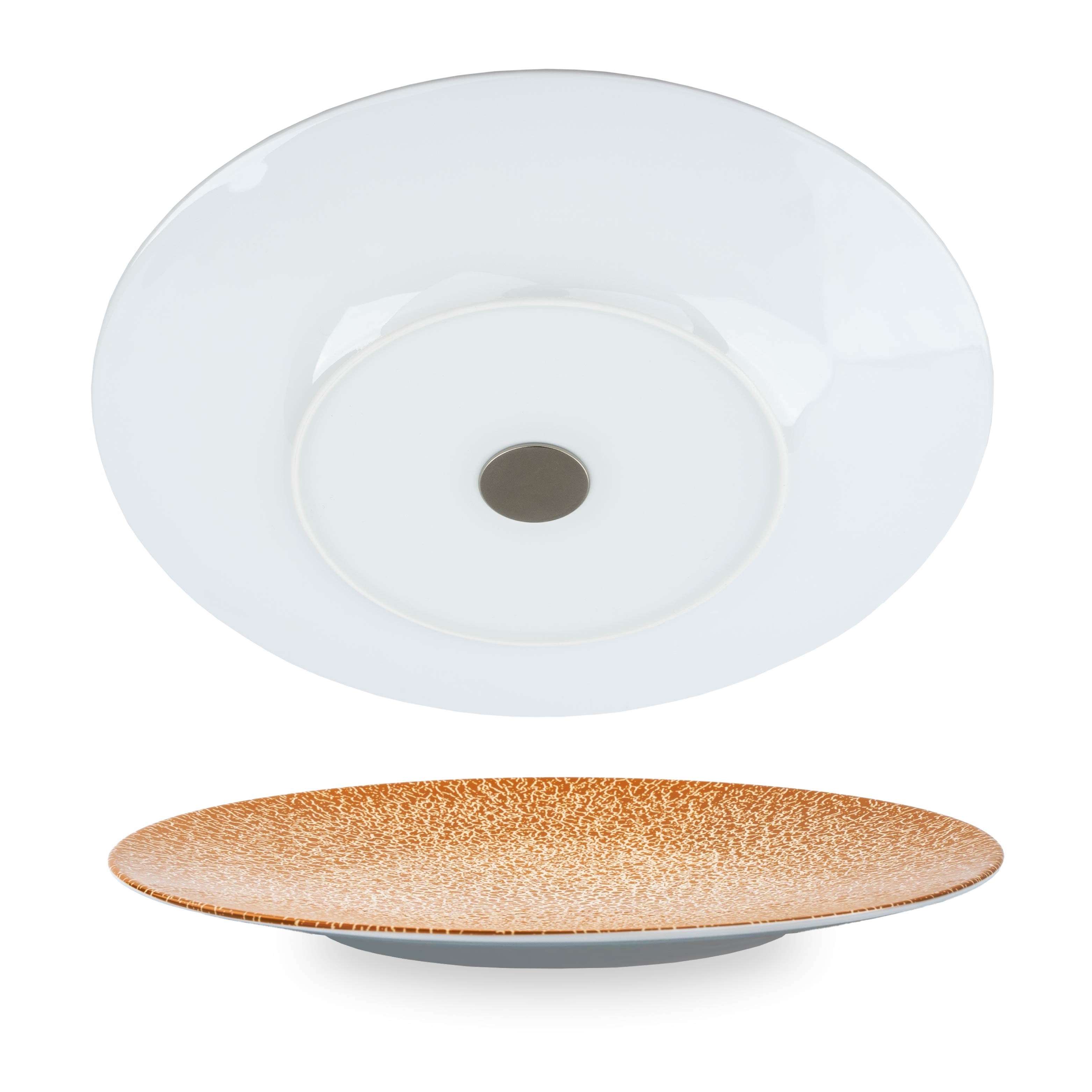 Free-standing magnetic porcelain plate in a set of two