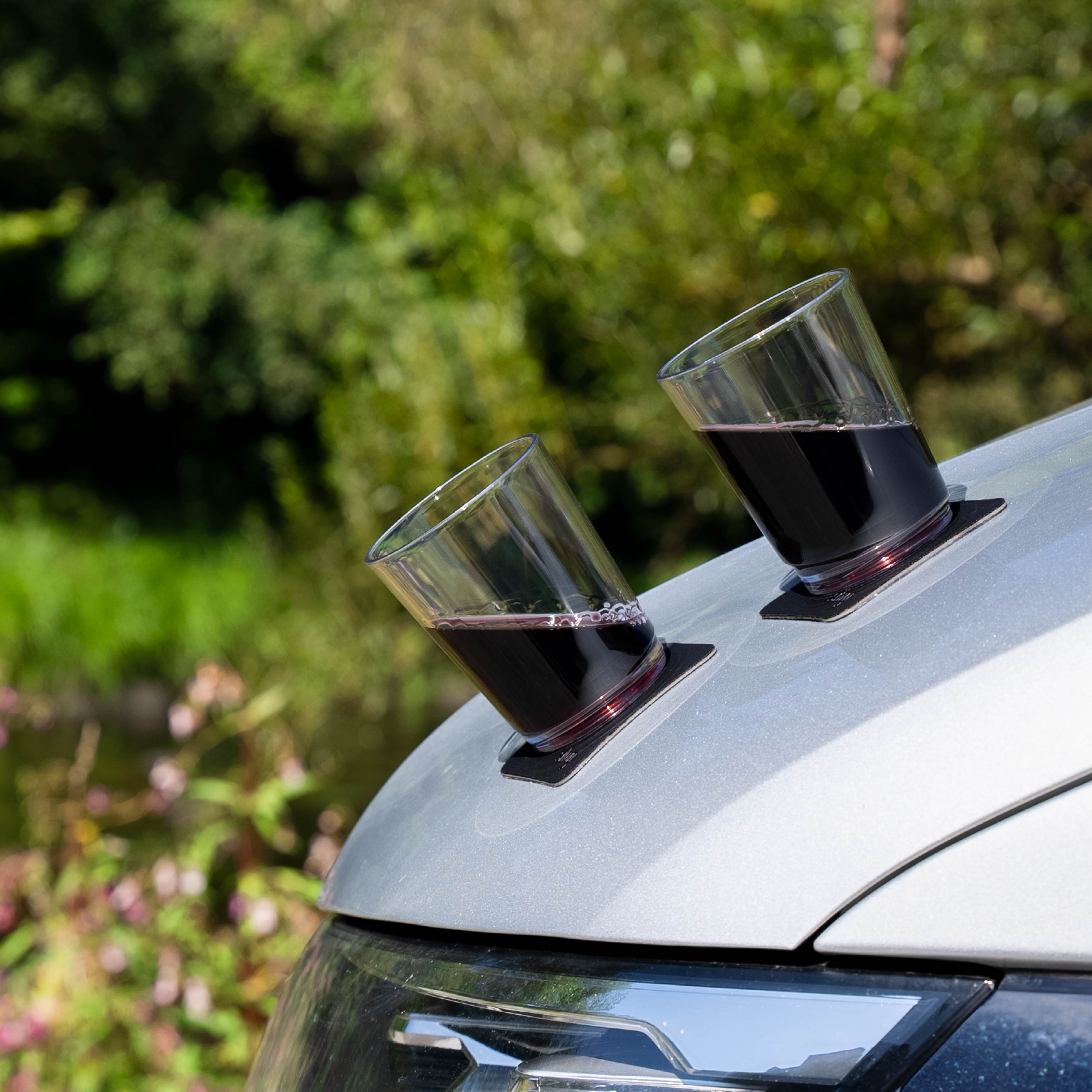 Filled Magnetic glasses with the corresponding Metal-Nano-Gel-Pads in black attached to Multivan 