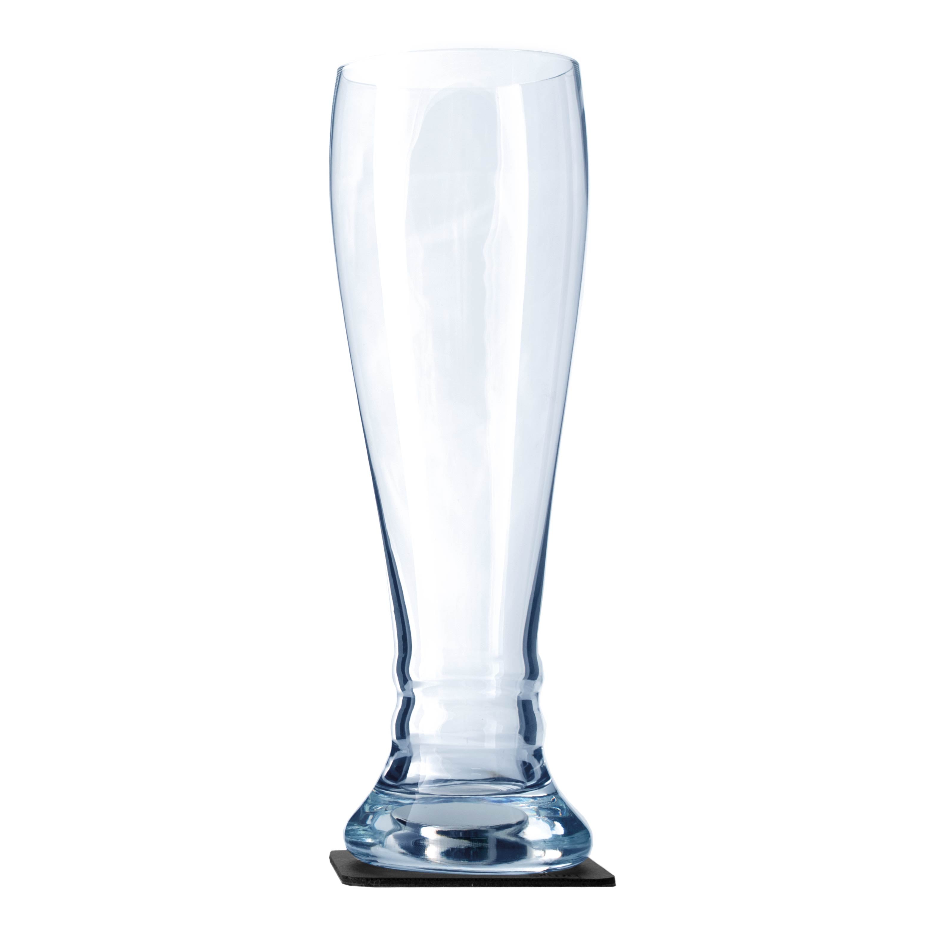 Crystal glass cut-out wheat beer with magnet on pad