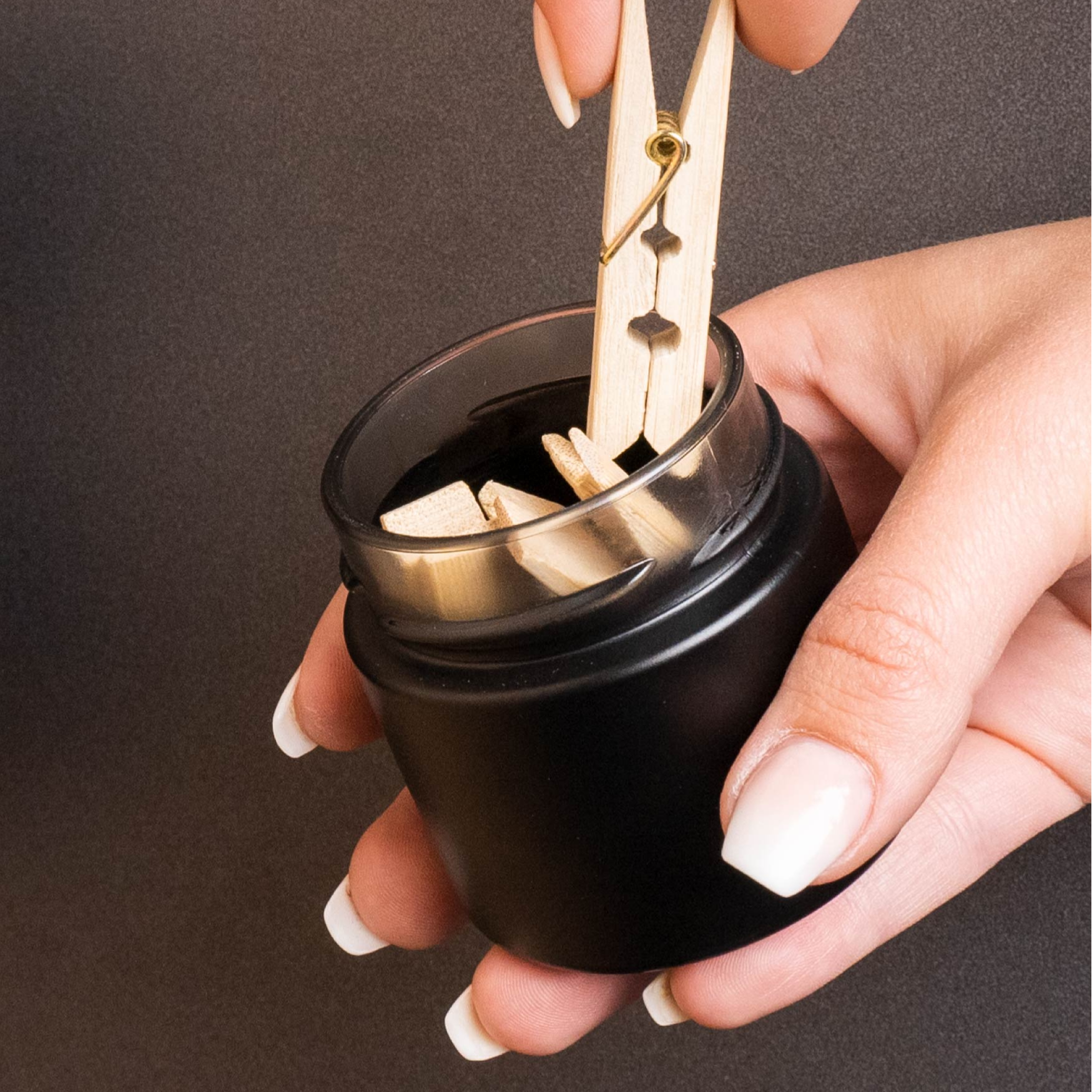 Magnetic delicatessen jar BLACK 125 ml without ledge