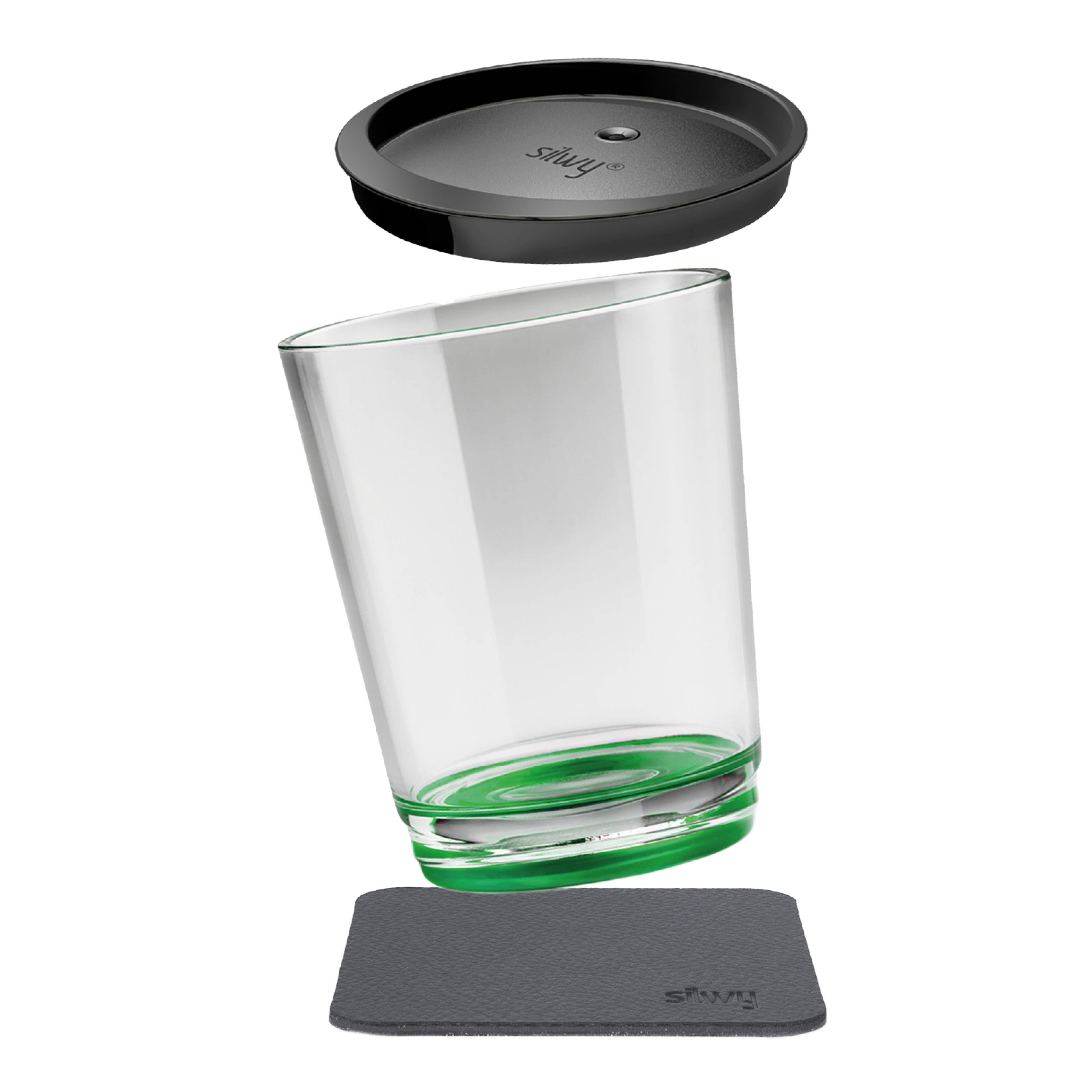 Magnetic drinking cup Green with accompanying Metal-Nano-Gel-Pad in black 