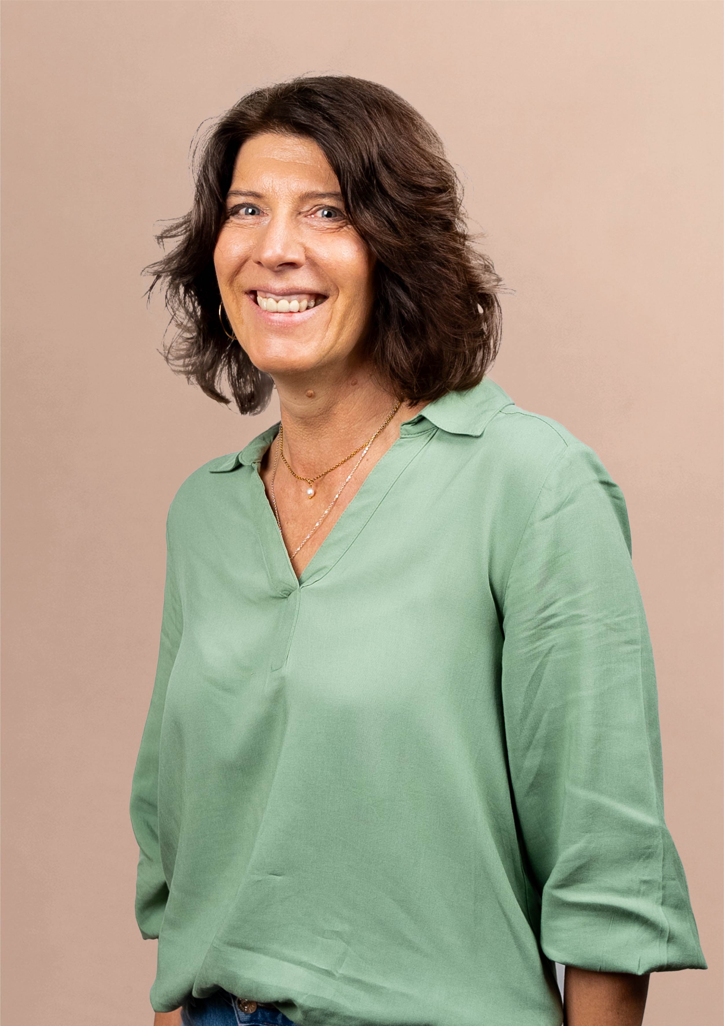 Empleado Regina