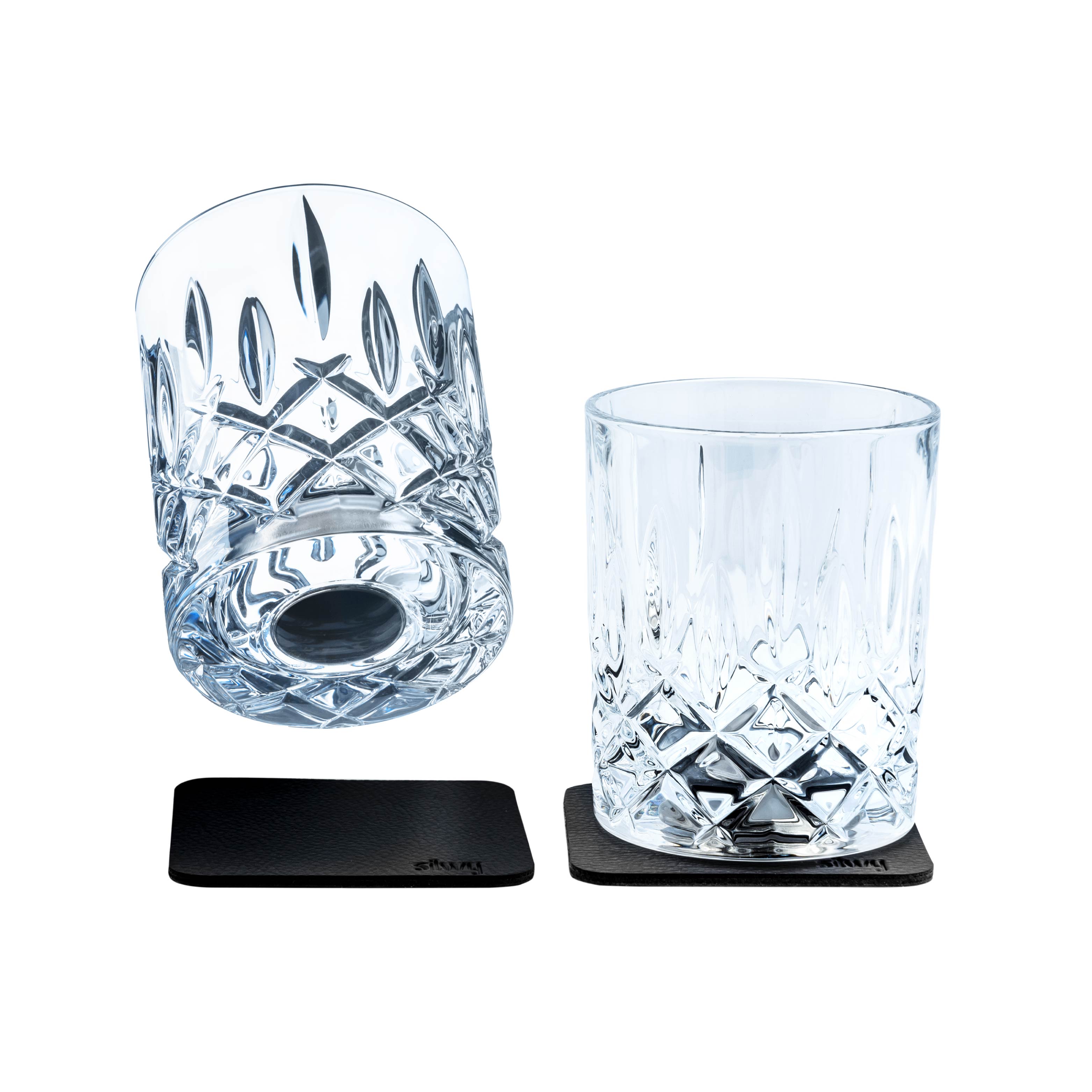 Deux verrines magnétiquesVerres en cristal WHISKY avec aimant intégré dans le fond et deux Nano-Gel Pads Métalliques carrées Nano-Gel Pads Métalliques