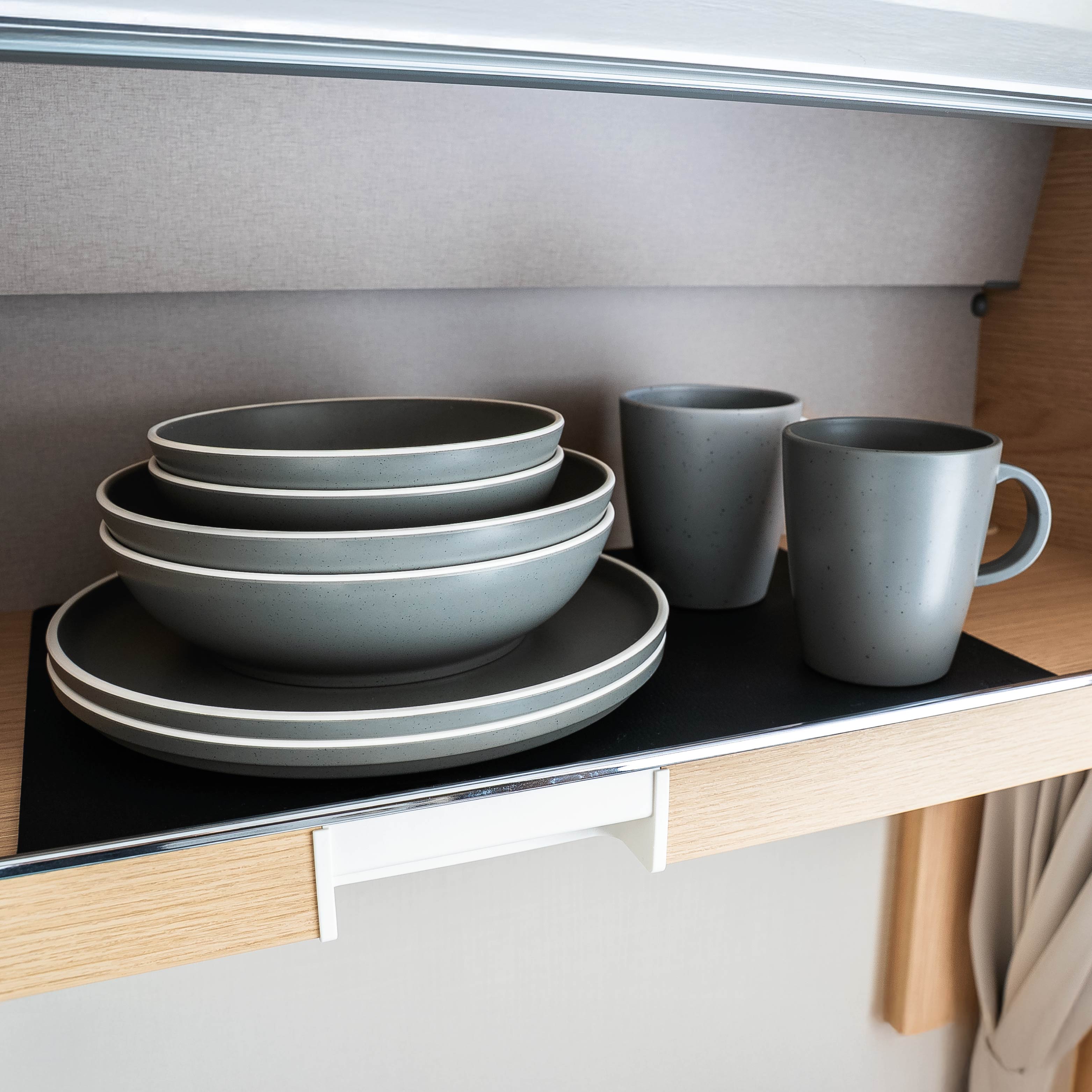 Set di stoviglie Dolomit con vano portaoggetti 