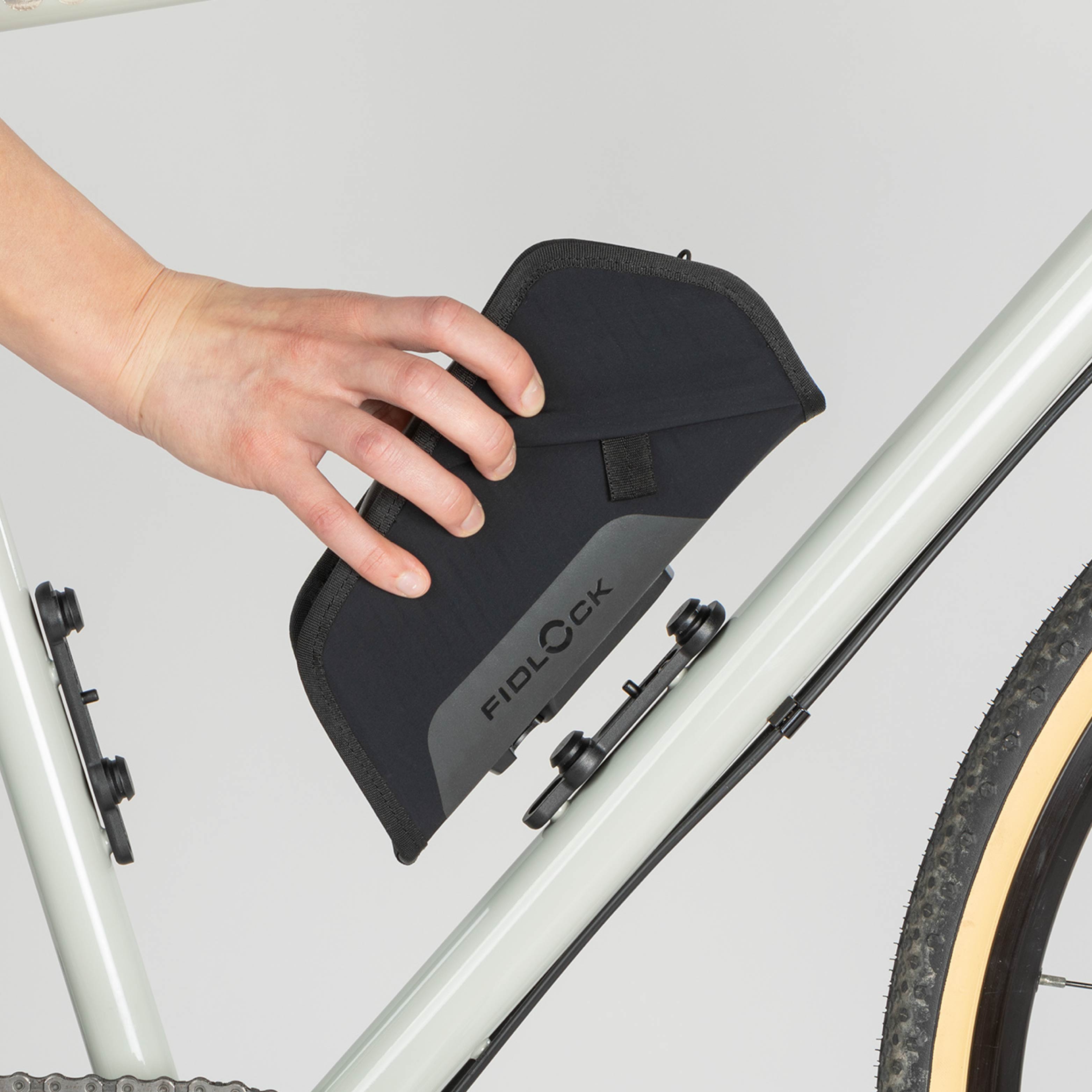 Borsa magnetica con supporto per bicicletta